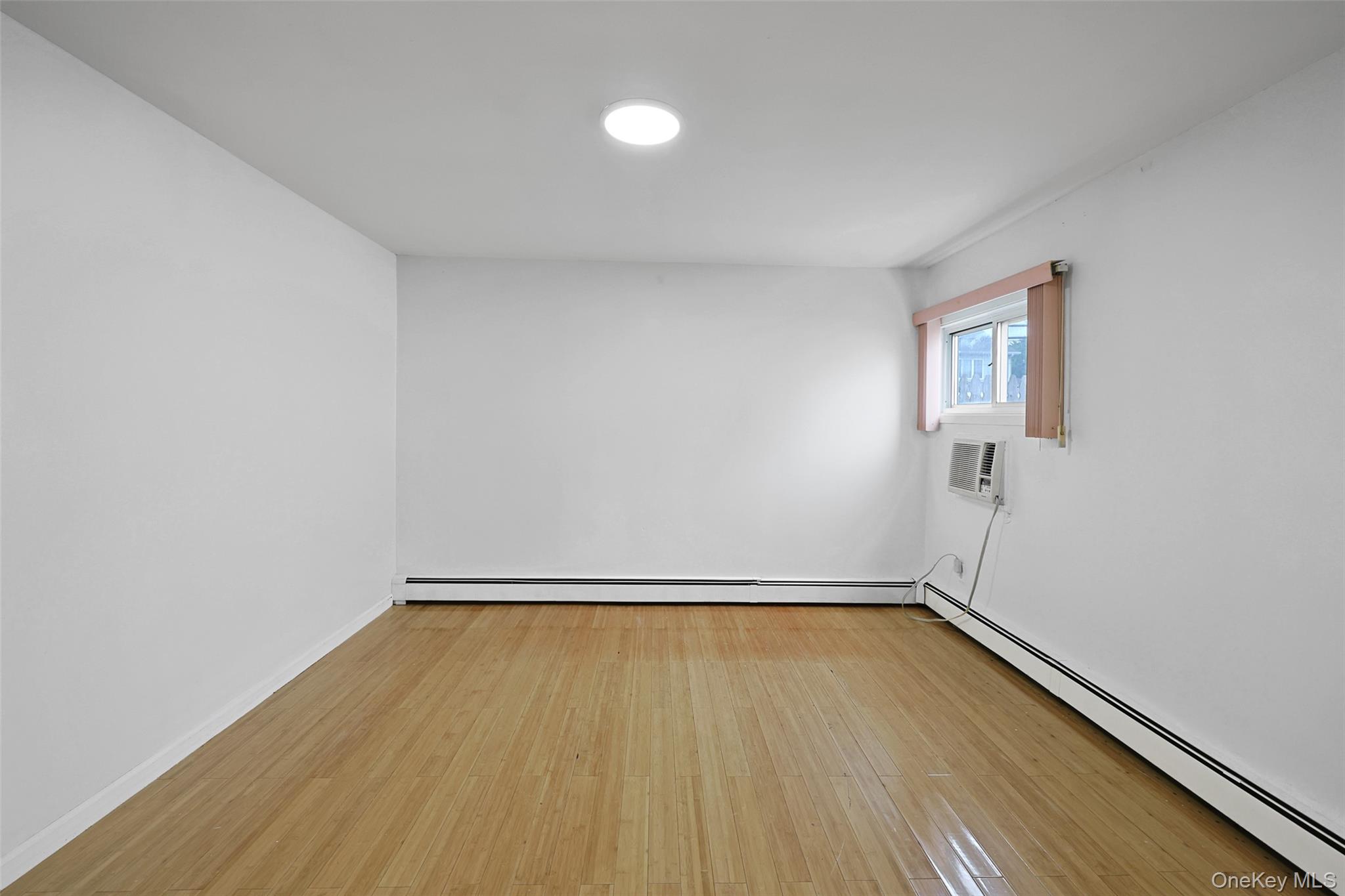 82 Lantern Road Property Photo 7