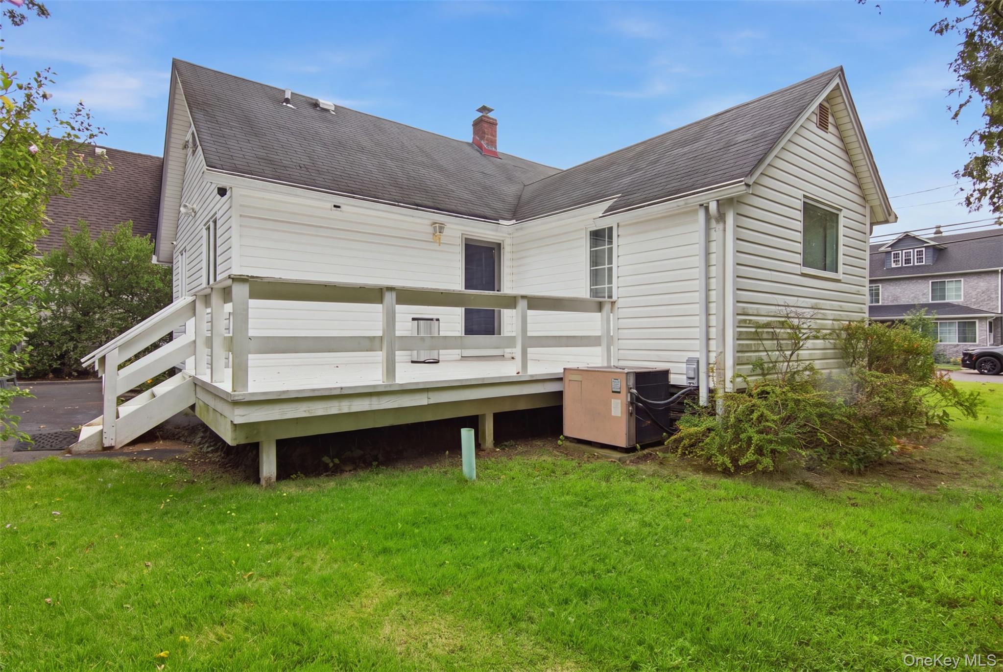 21 Sherrard Street Property Photo 15