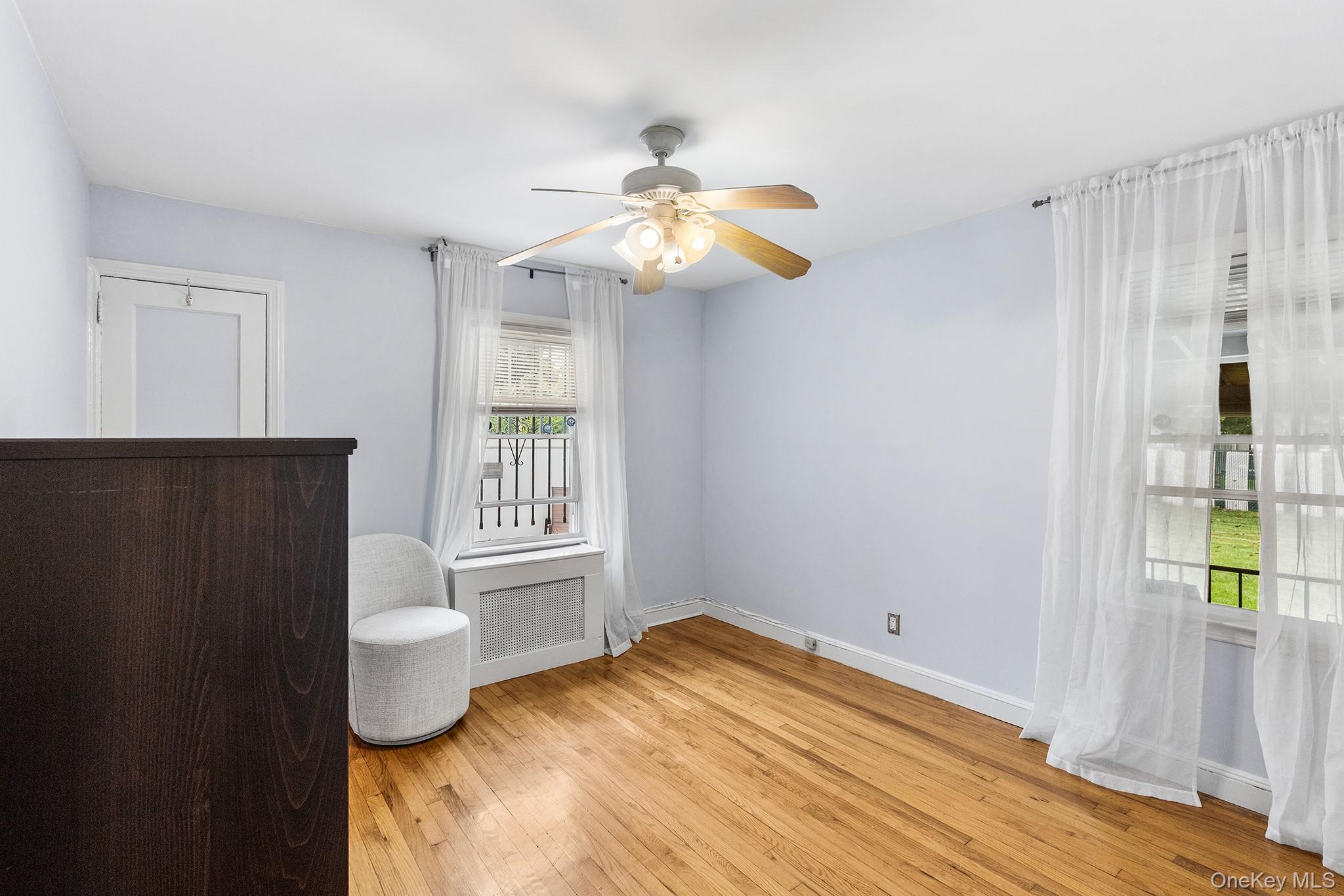 711 Charter Court Property Photo 18