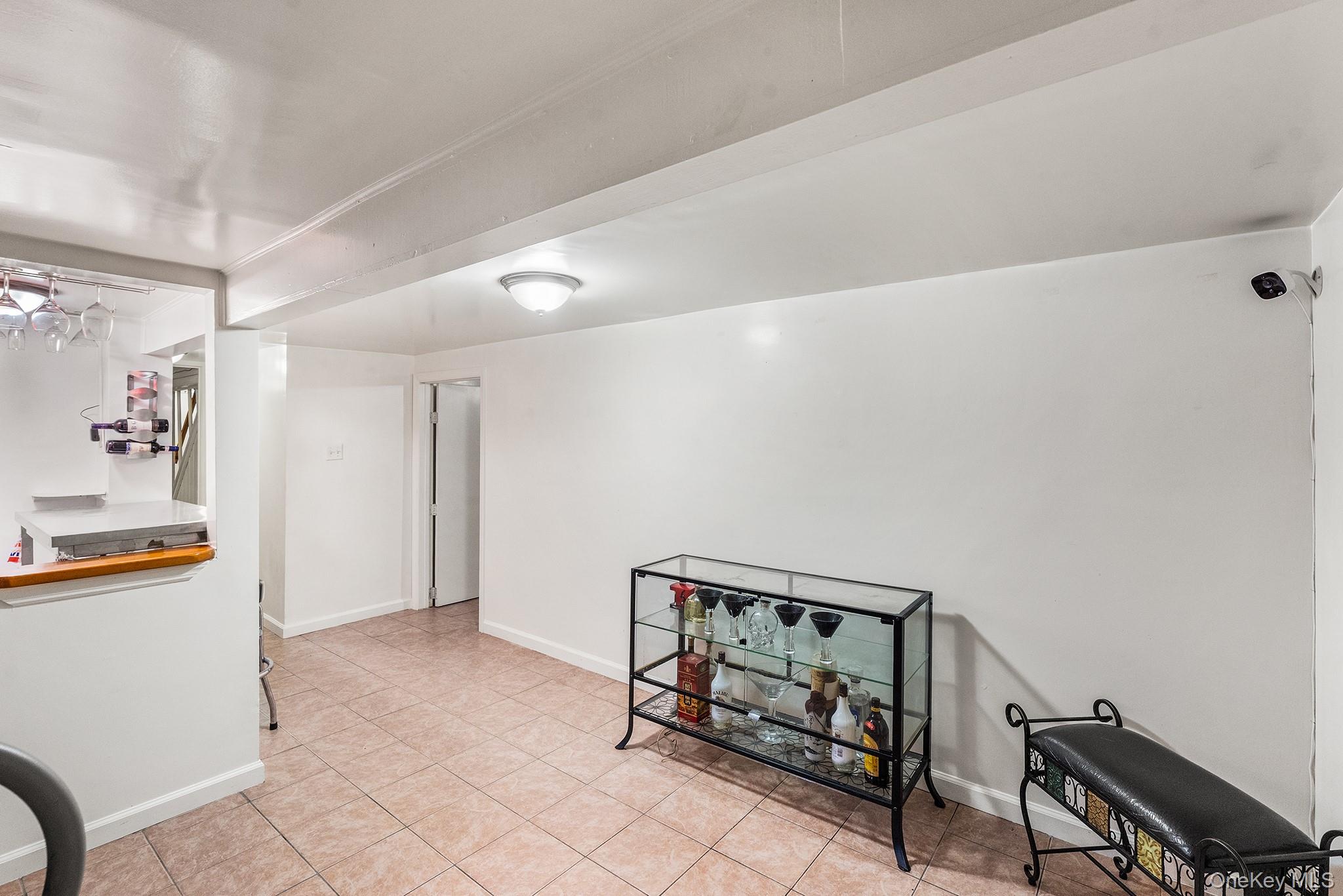 711 Charter Court Property Photo 35