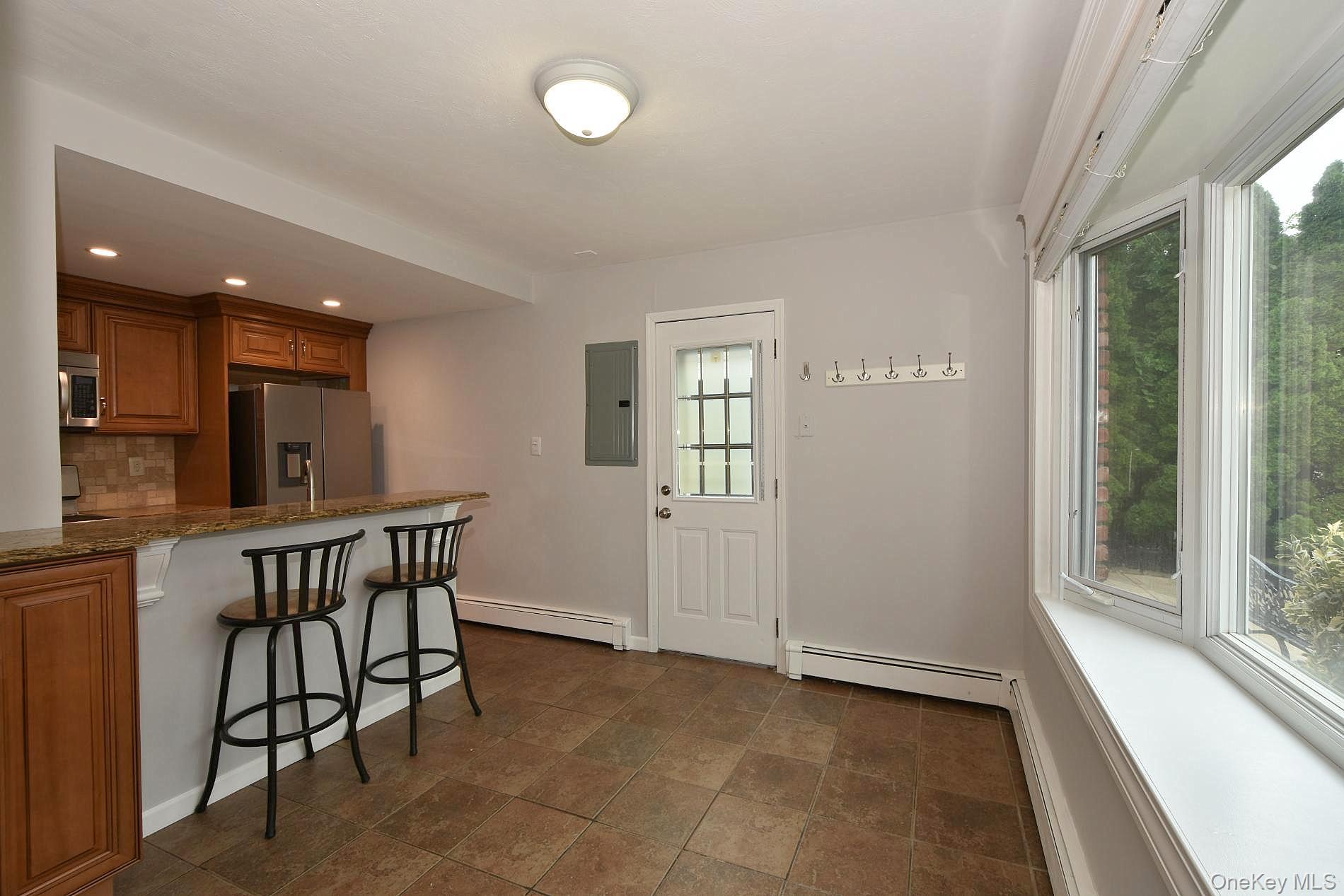 7 Swan Lane Property Photo 5