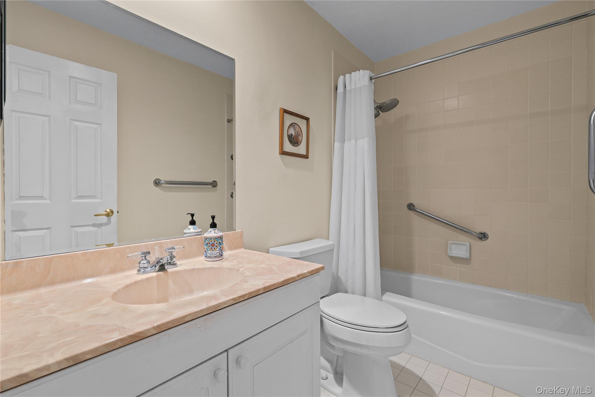 675 Heritage Hills D Property Photo 15