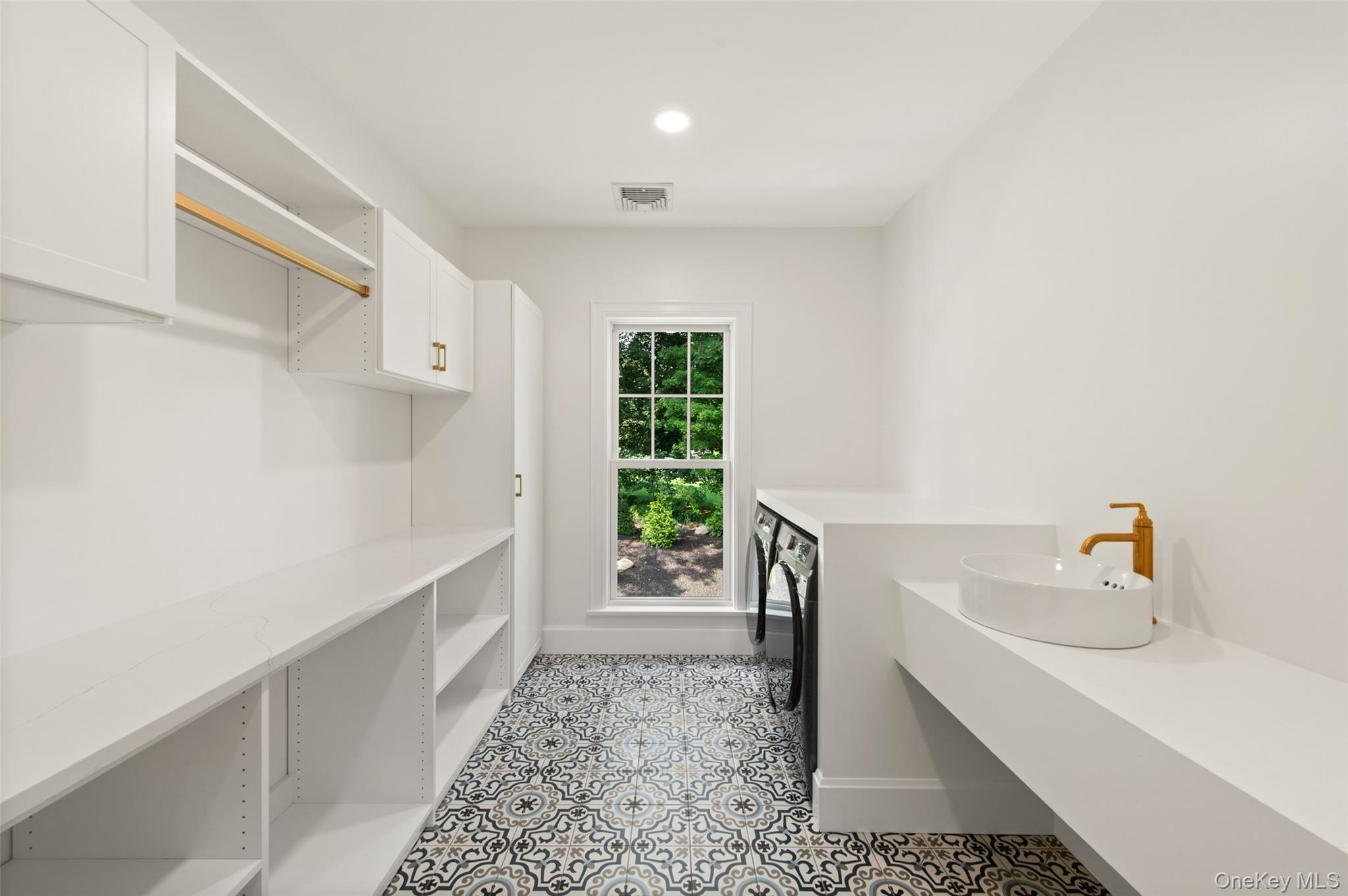 361 Long Hill Road Property Photo 33
