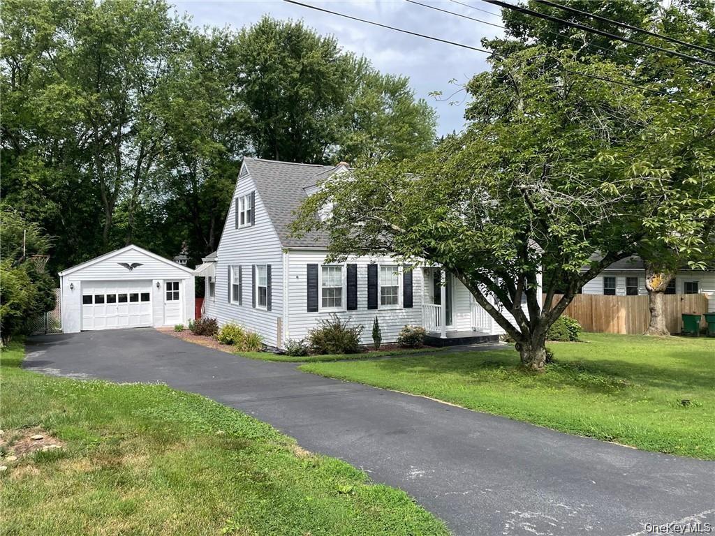 17 Kinderhook Drive Property Photo 16