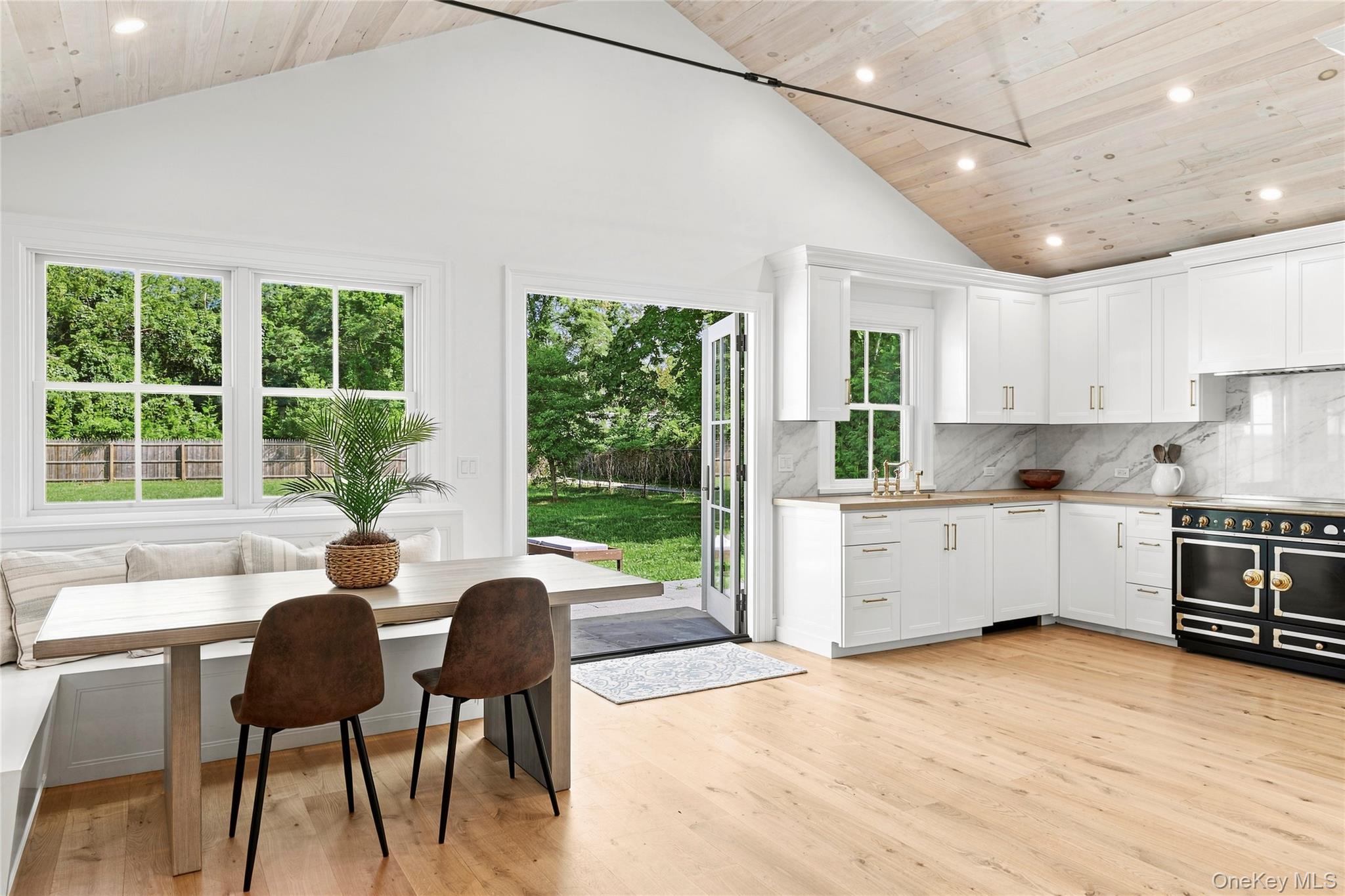 11 Shinnecock Road Property Photo 10