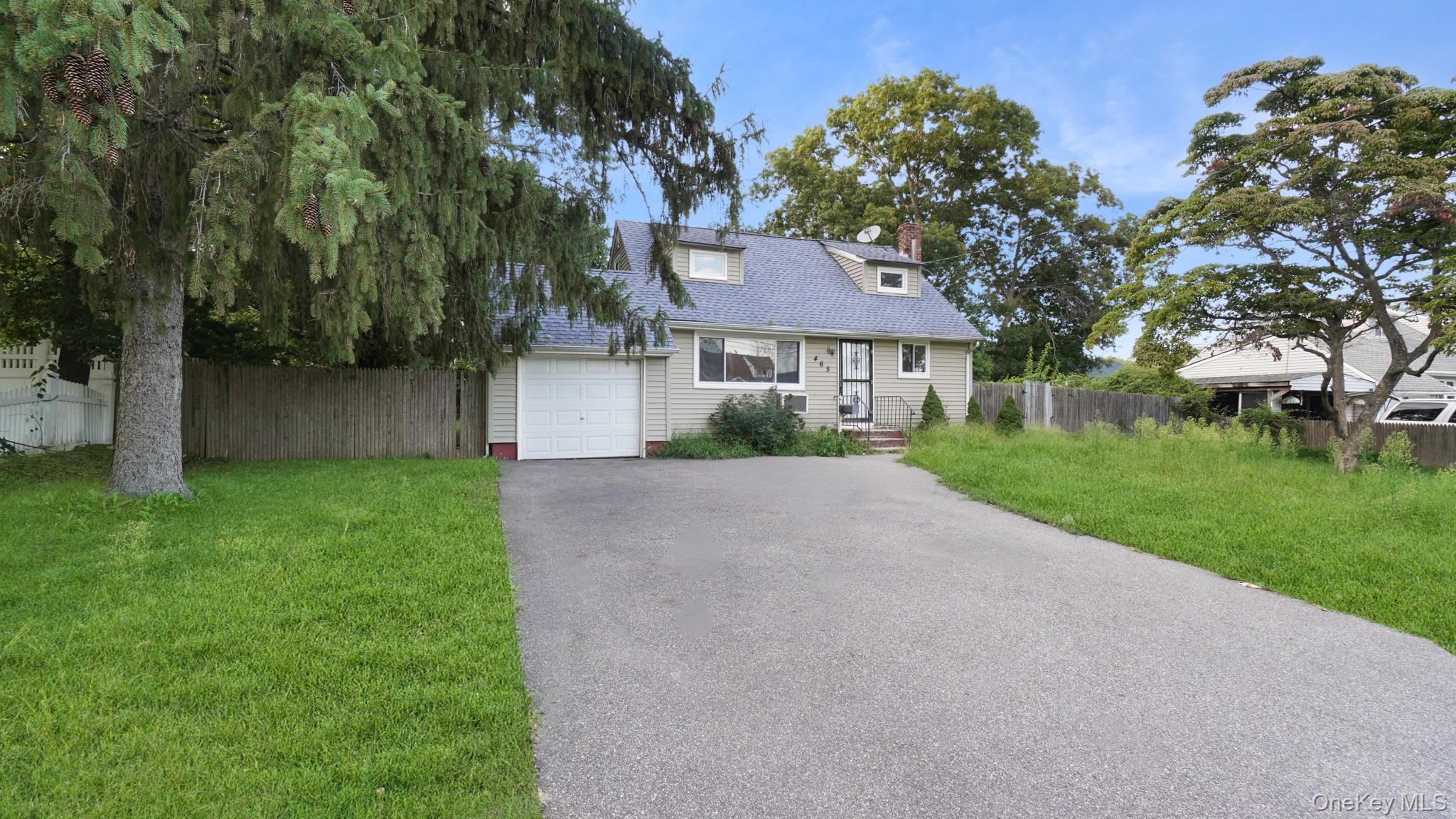 465 Clift Street Property Photo 1