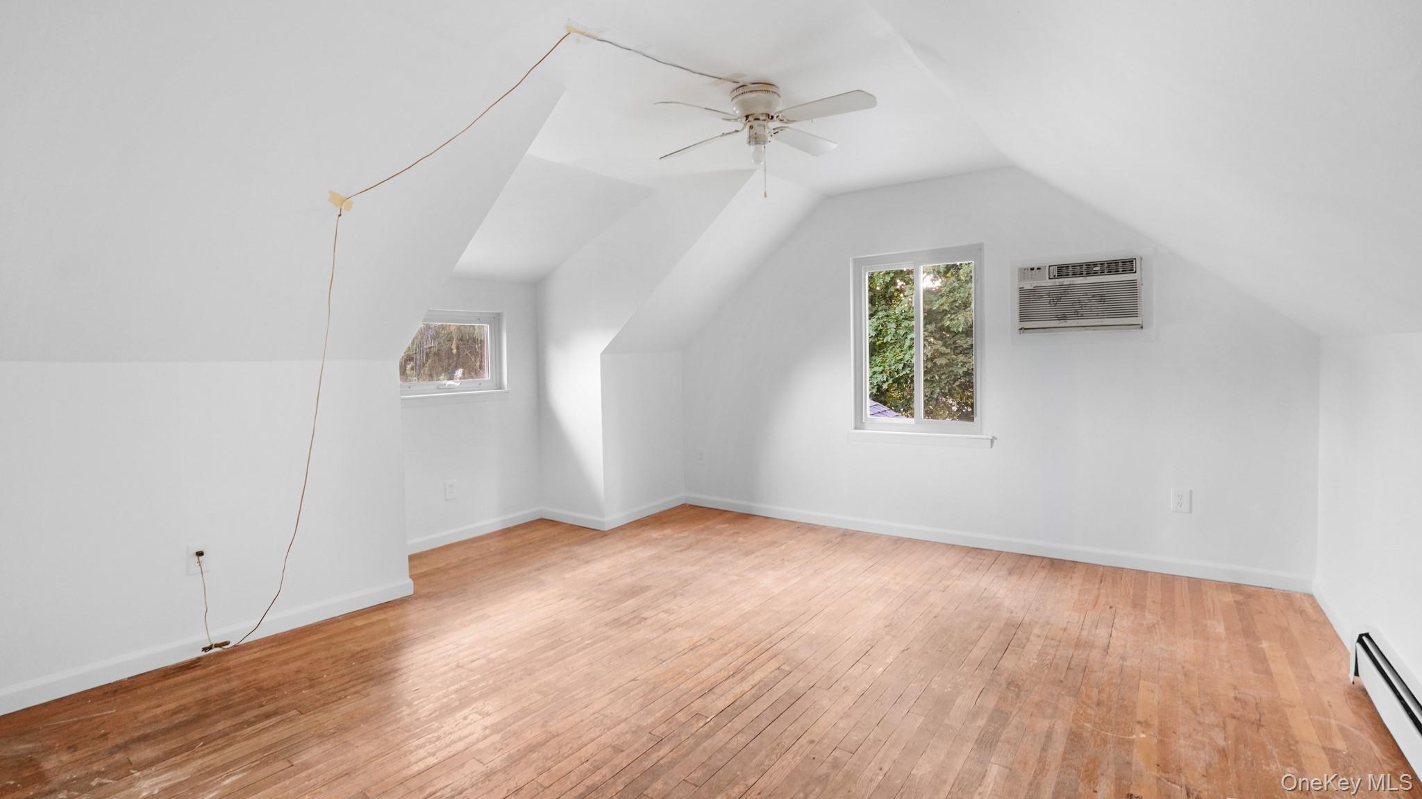 465 Clift Street Property Photo 11