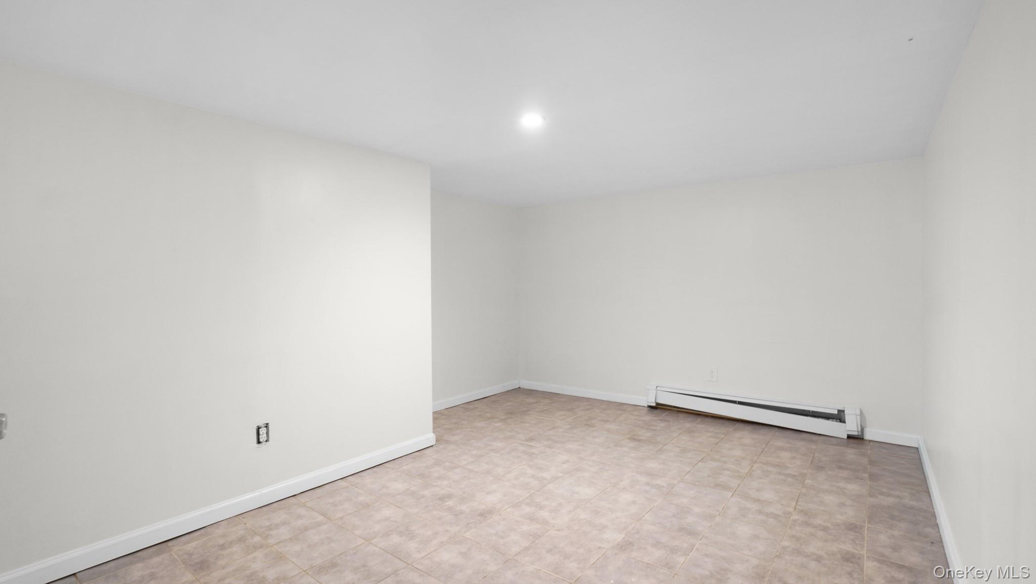 465 Clift Street Property Photo 13