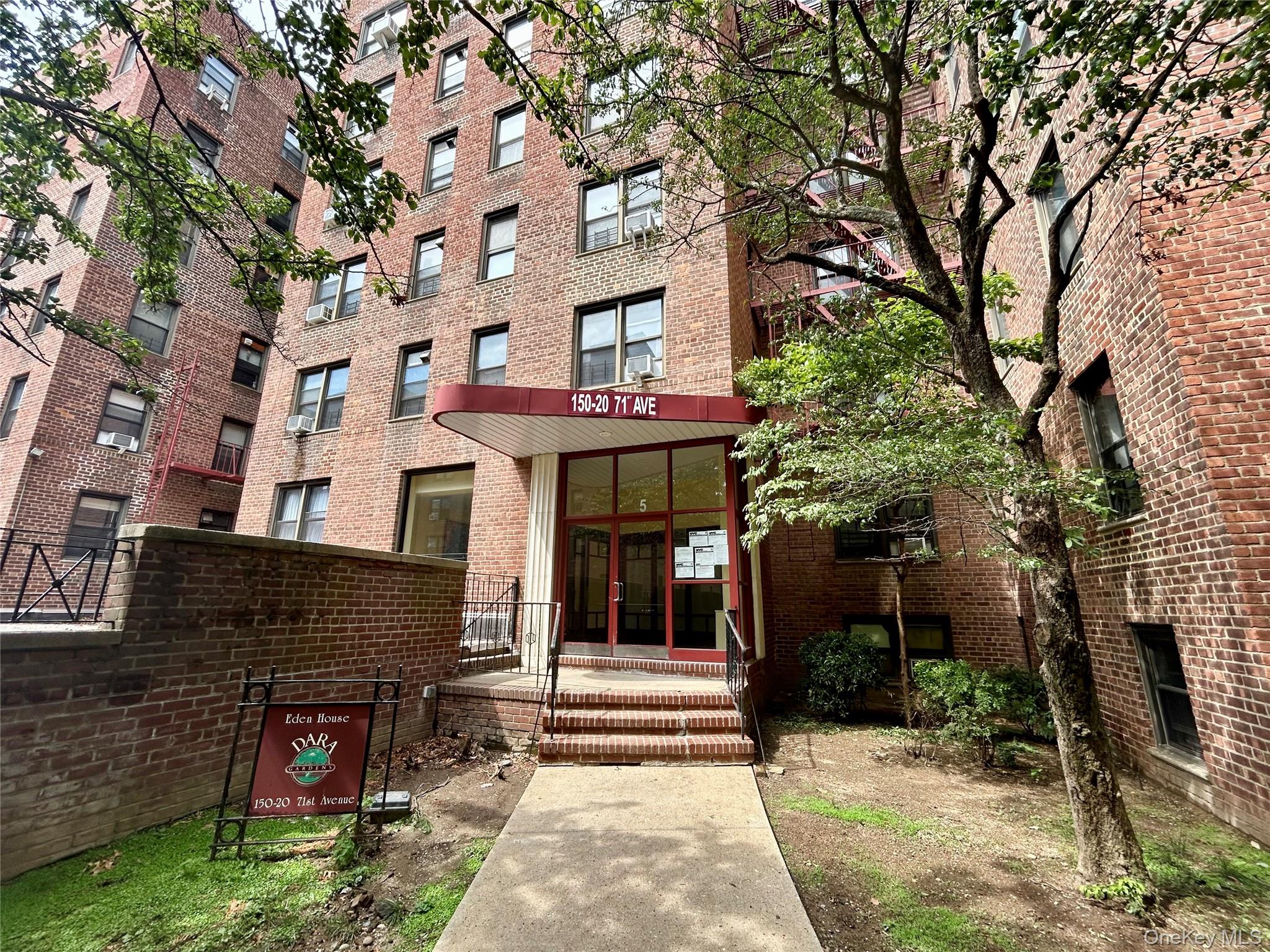 15020 71st Avenue 6j Property Photo 2