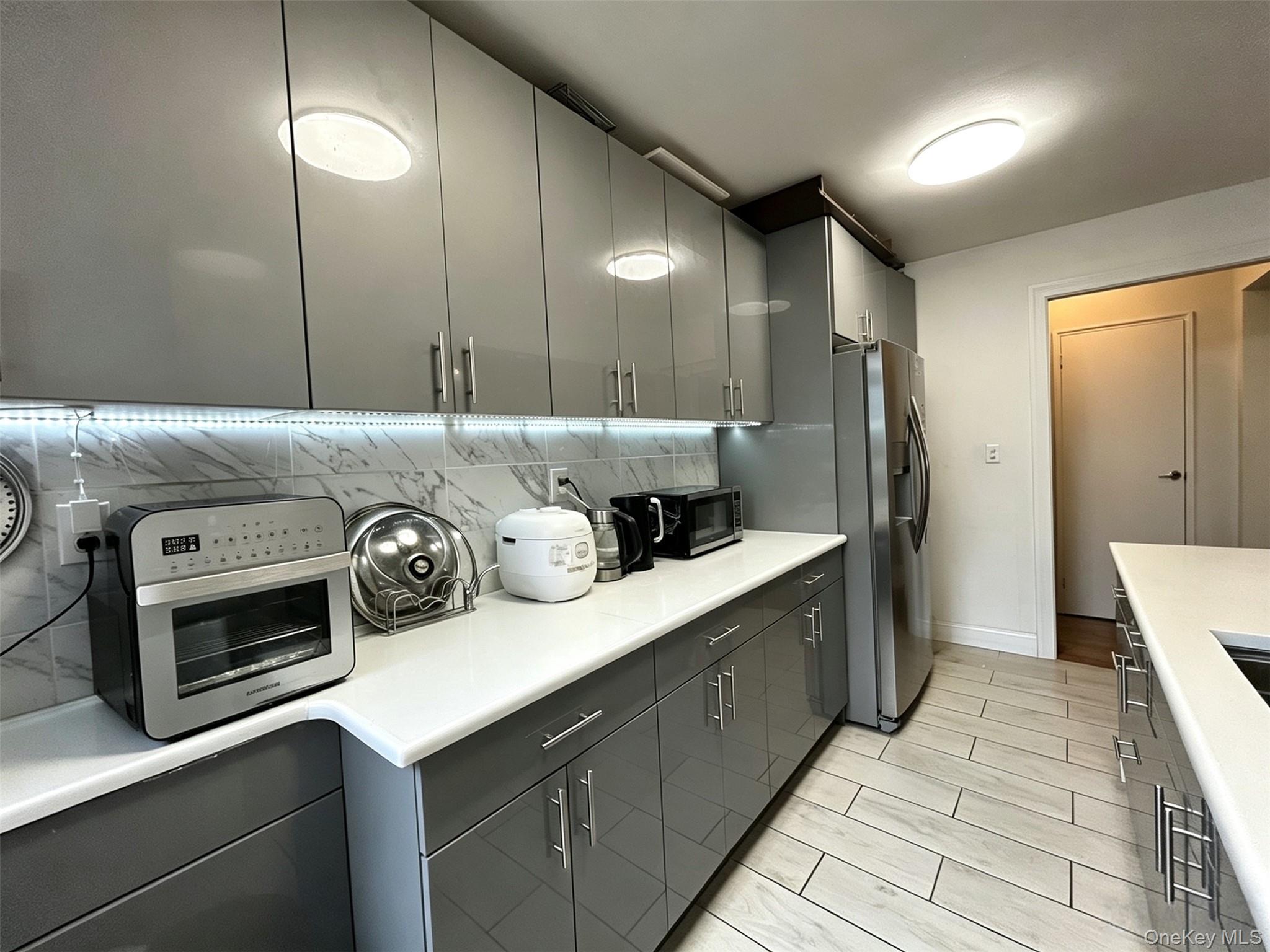 15020 71st Avenue 6j Property Photo 14
