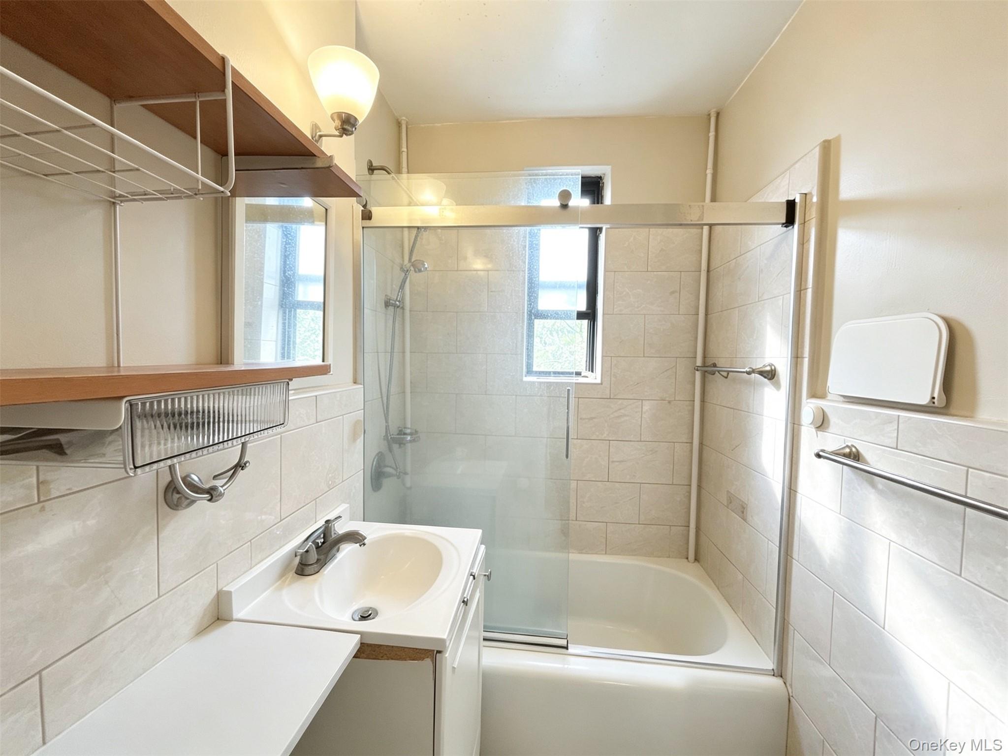 15020 71st Avenue 6j Property Photo 15