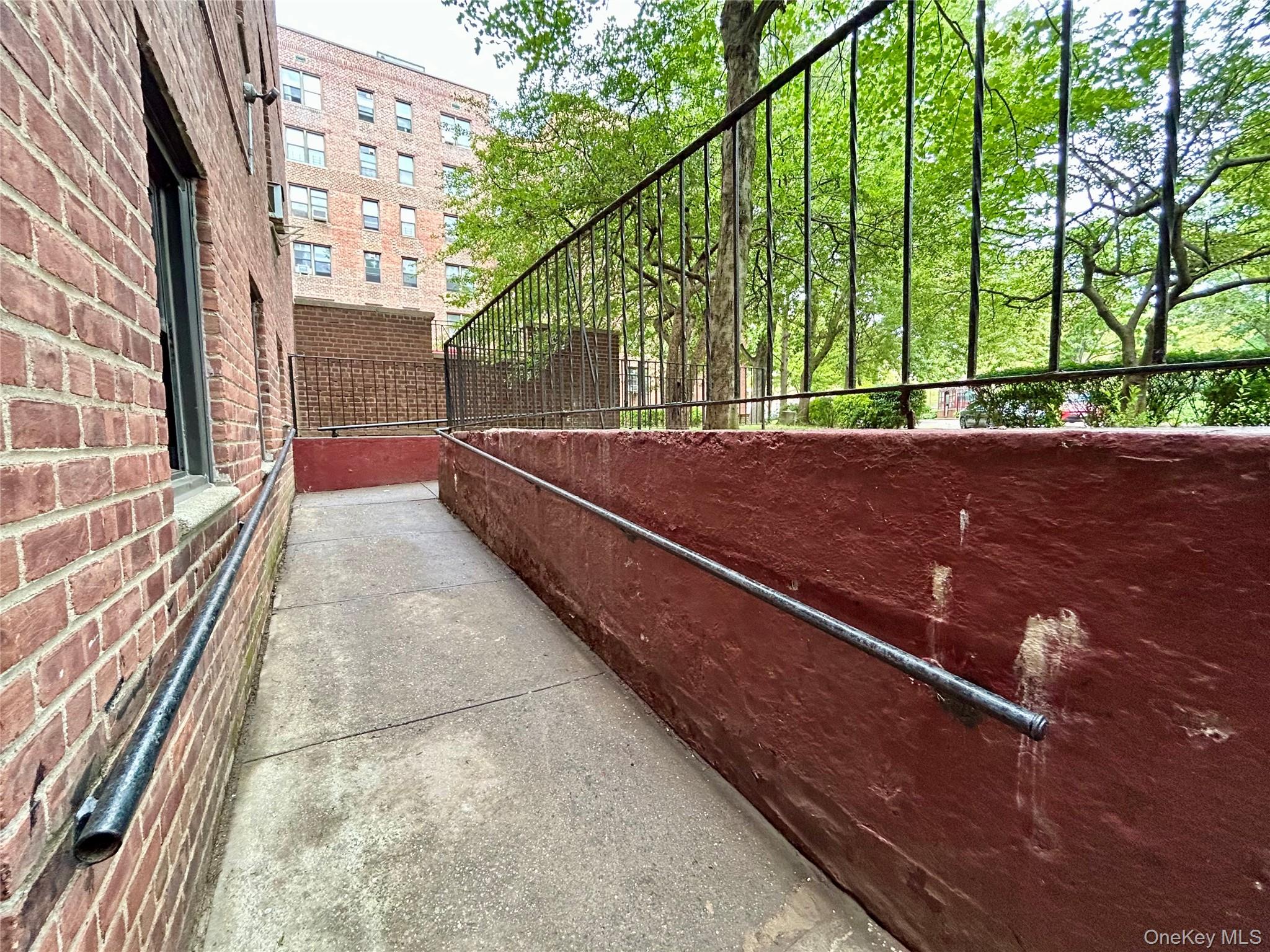 15020 71st Avenue 6j Property Photo 20