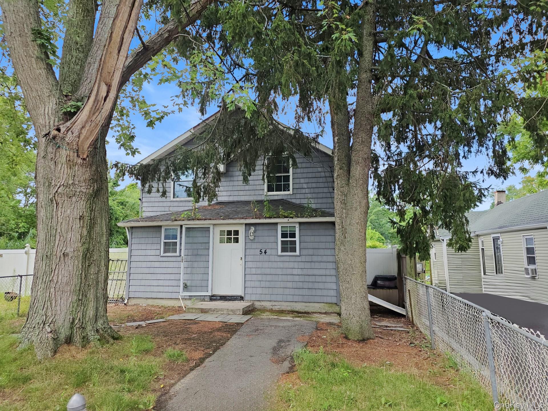 54 Oneill Avenue Property Photo 1