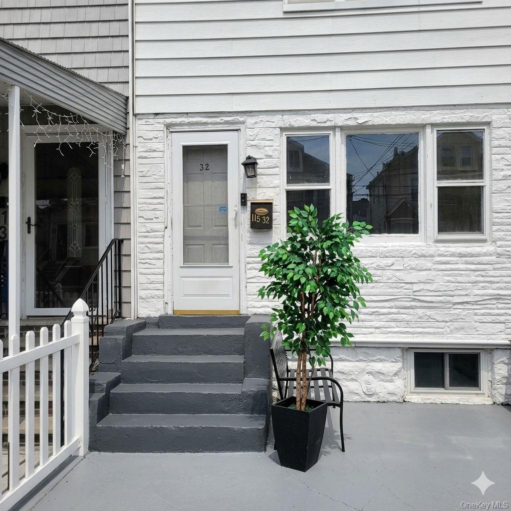11532 147th Street Property Photo 1