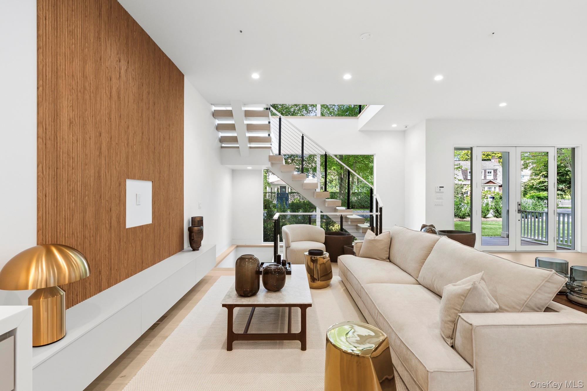 16 Gould Street Property Photo 4