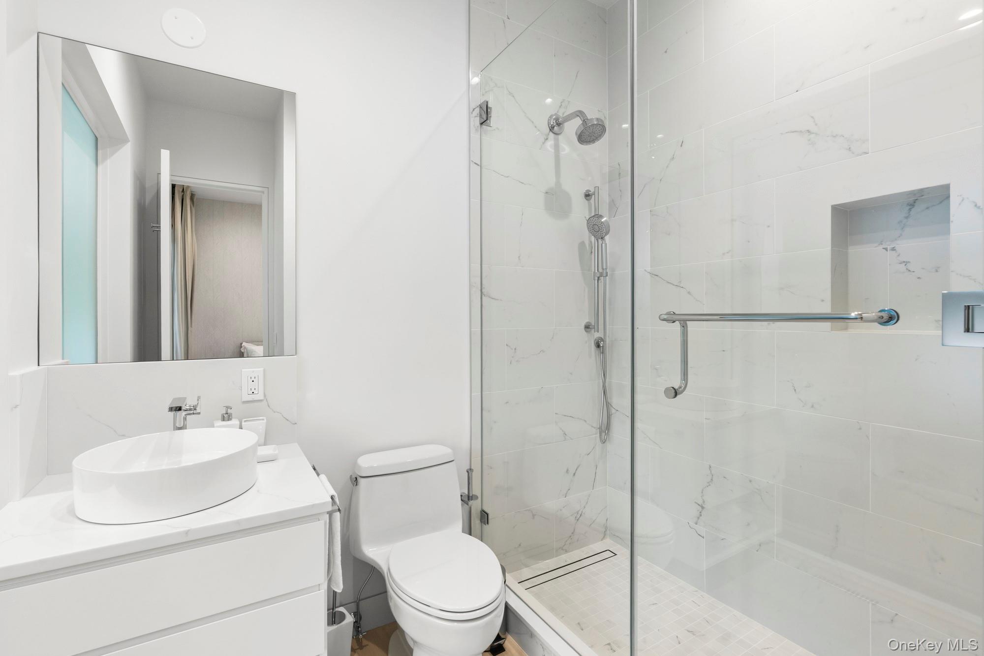 16 Gould Street Property Photo 12