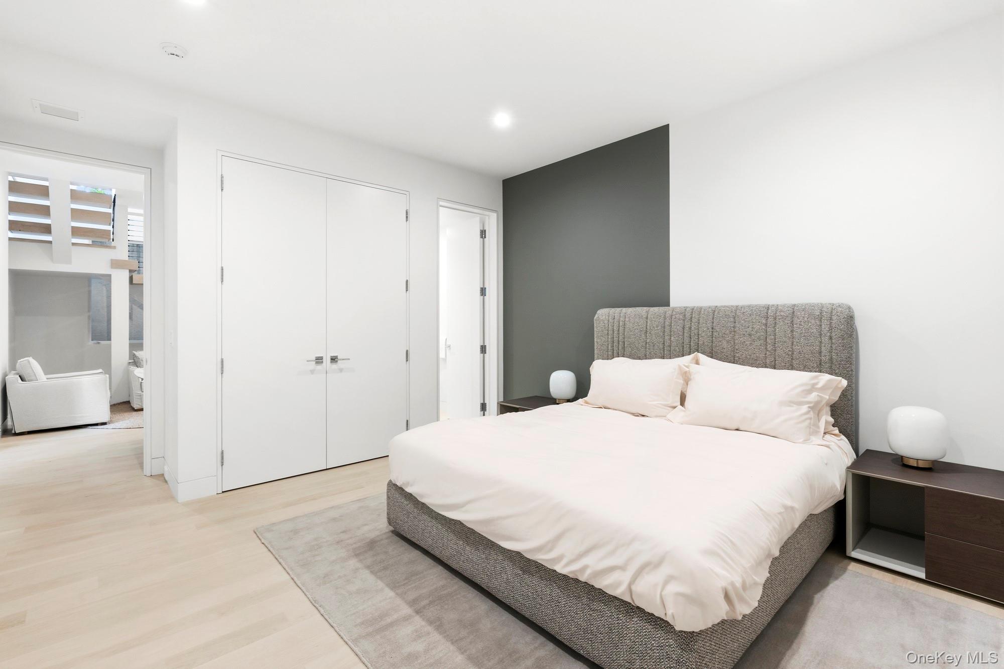 16 Gould Street Property Photo 16