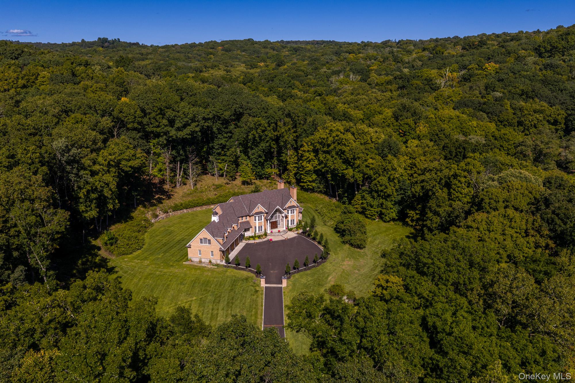 2649 Amawalk Road Property Photo 3
