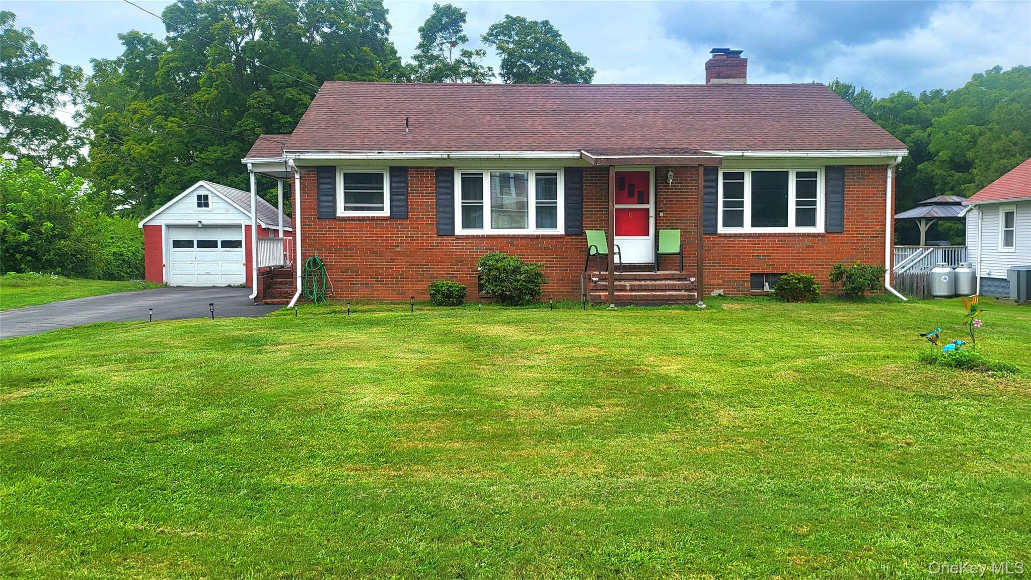 6 Bircher Avenue Property Photo 1