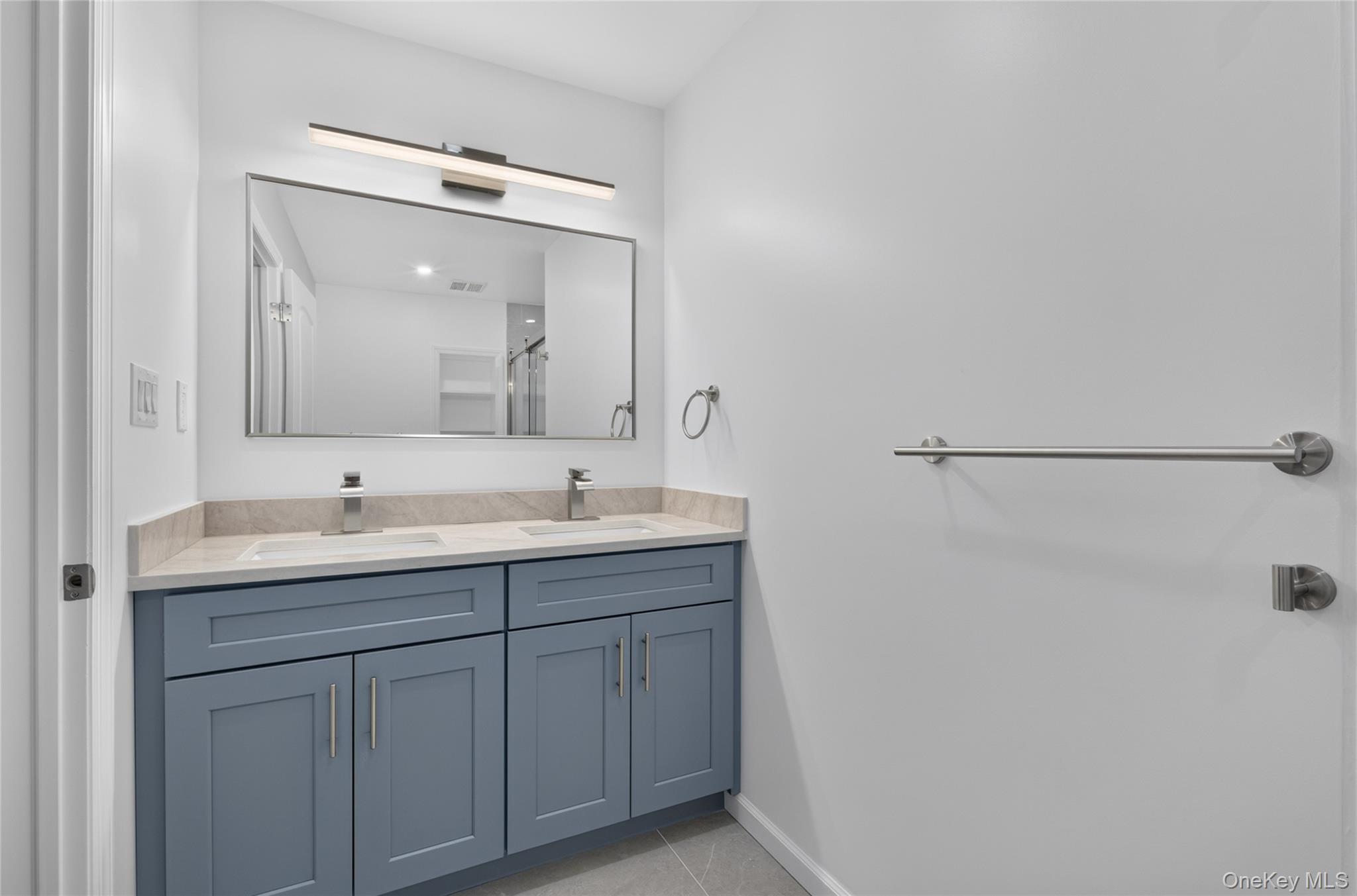 40 Christian Avenue Property Photo 31