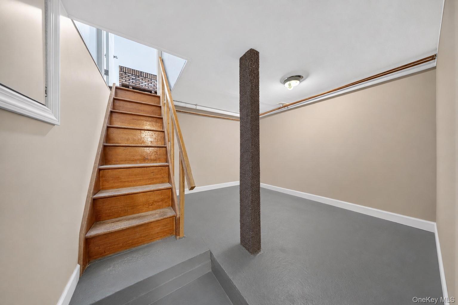 40 Christian Avenue Property Photo 33