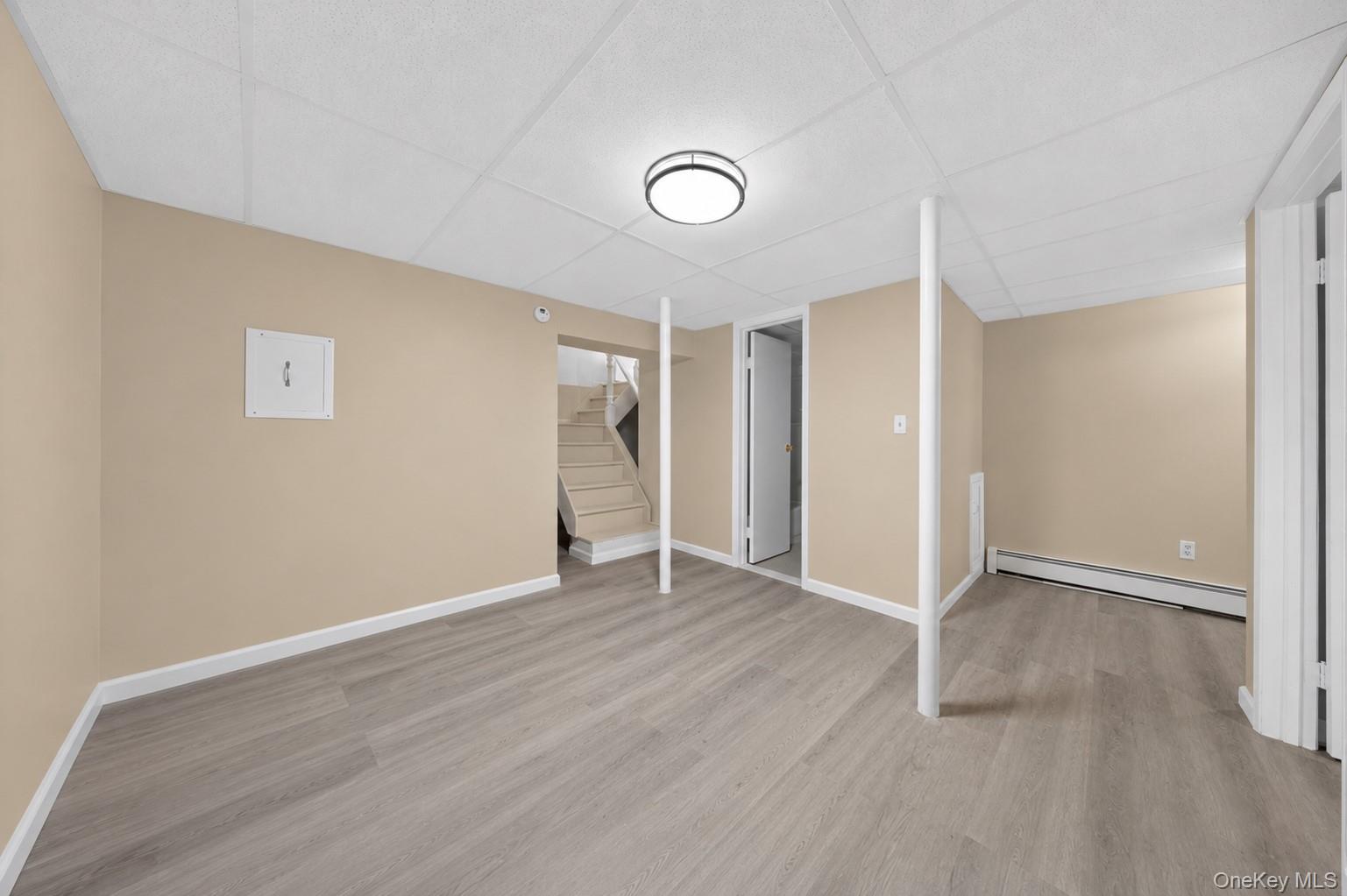 40 Christian Avenue Property Photo 34