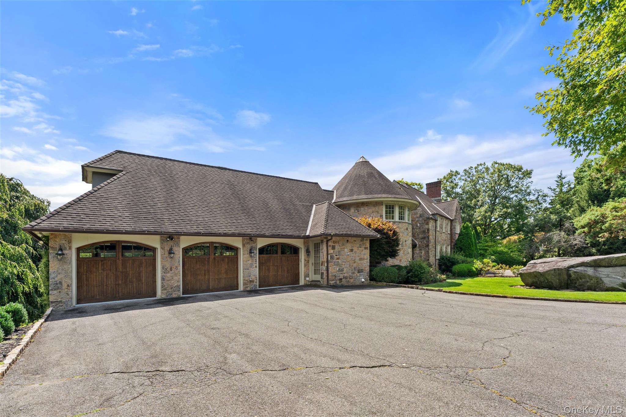 383 Woodlands Road Property Photo 41