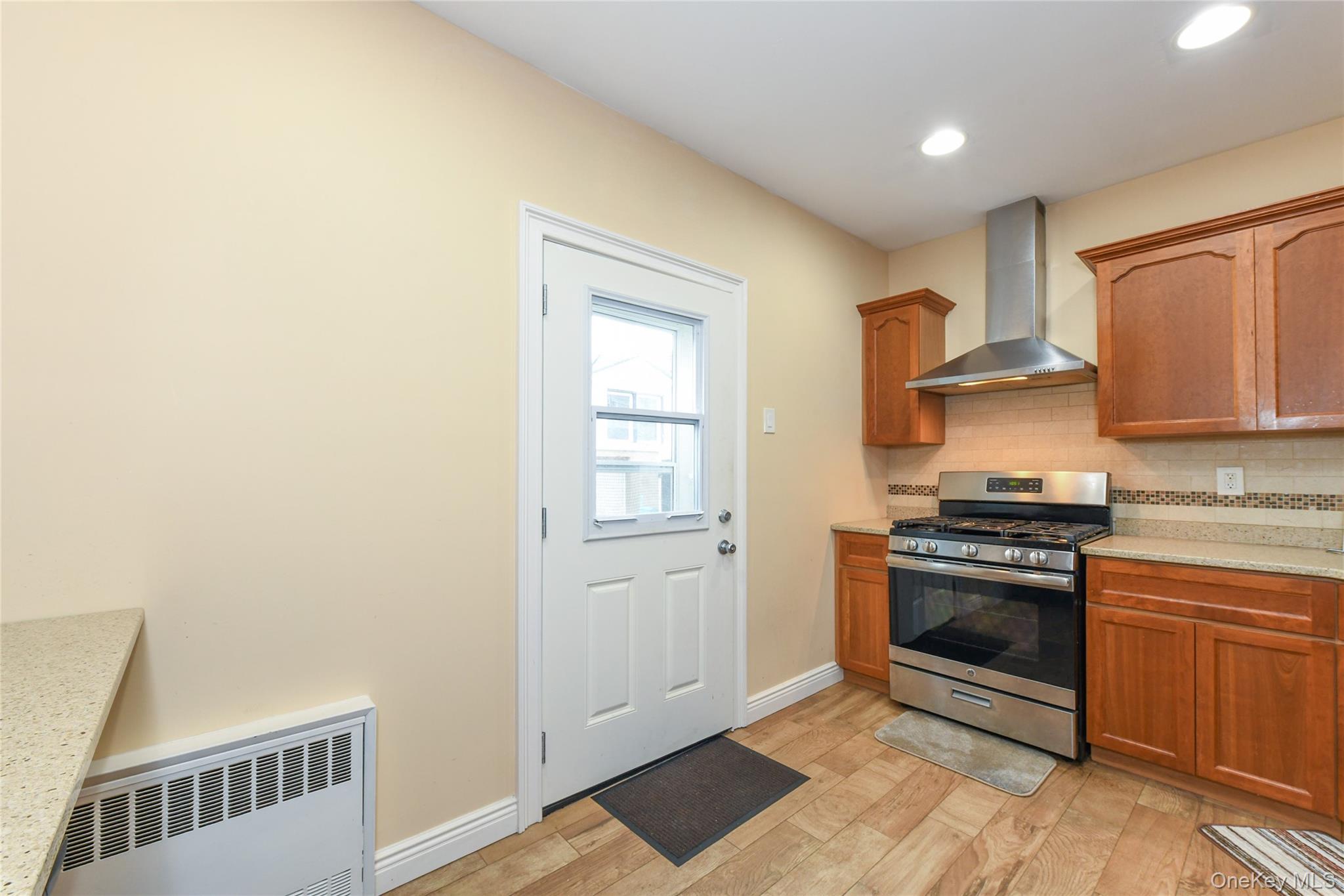 85-11 Sutter Avenue Property Photo 17