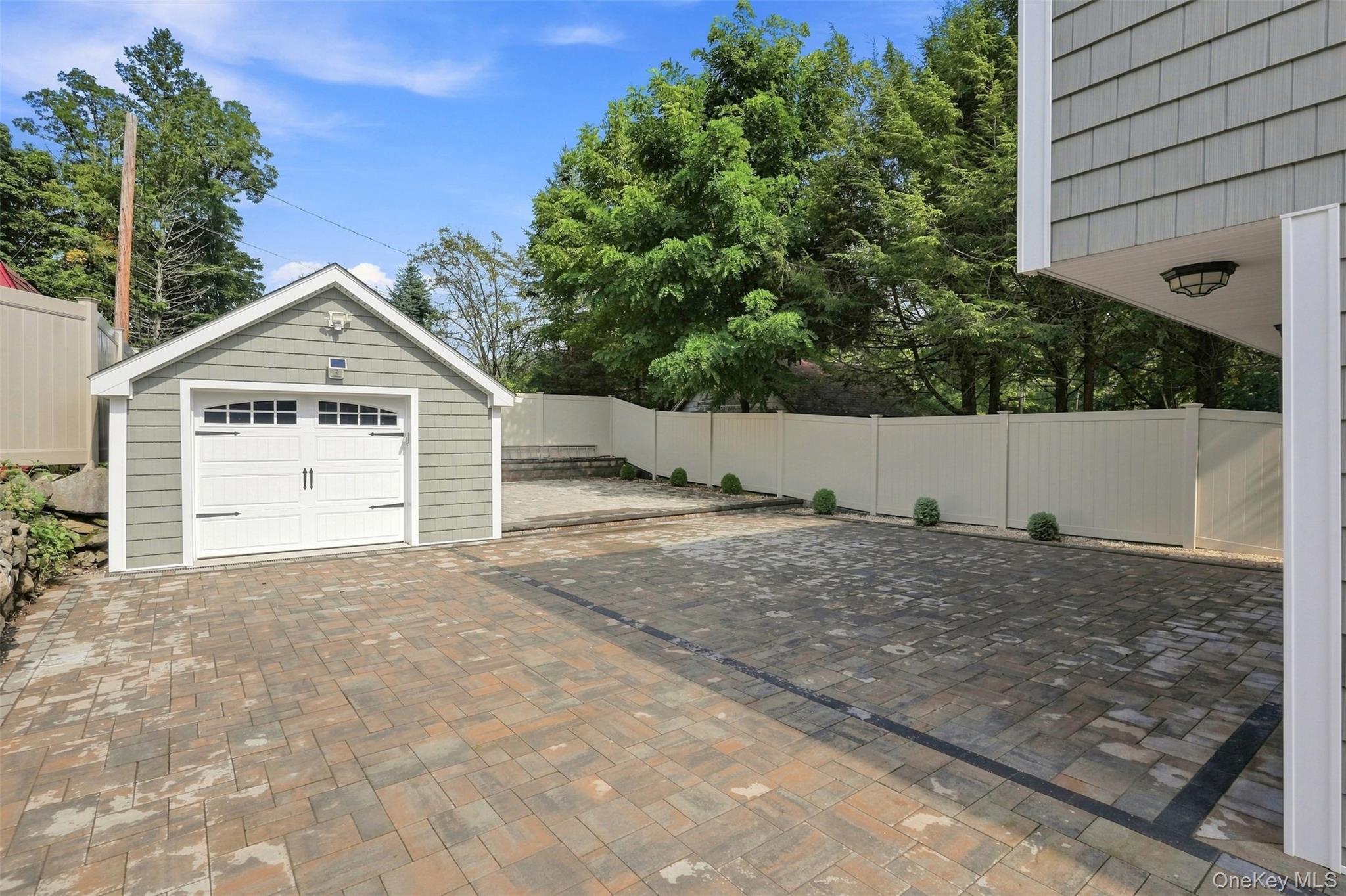 20 Division Street Property Photo 5