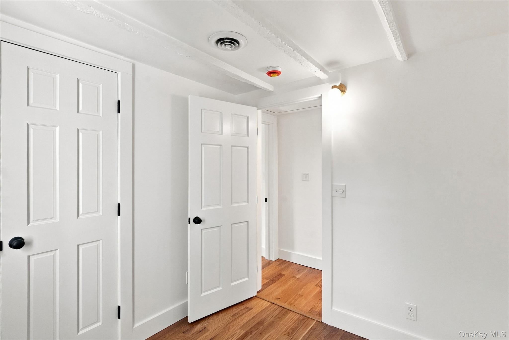 20 Division Street Property Photo 45