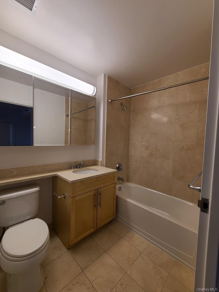 40-28 College Point Boulevard 907 Property Photo 8
