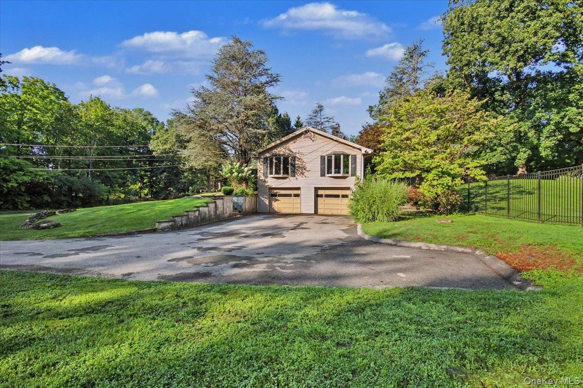 27 Reed Road Property Photo 2