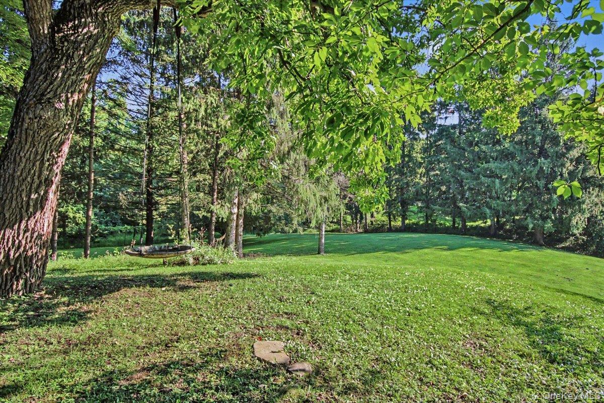27 Reed Road Property Photo 3