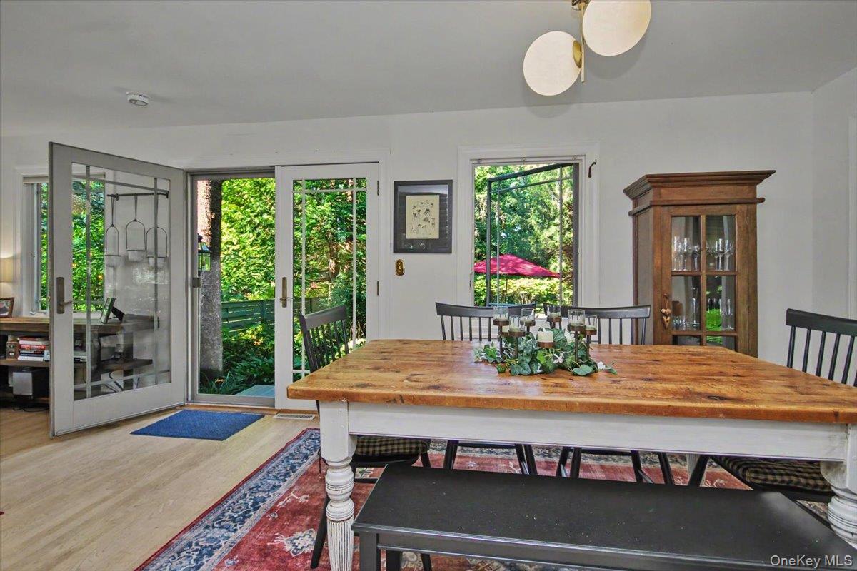 27 Reed Road Property Photo 9
