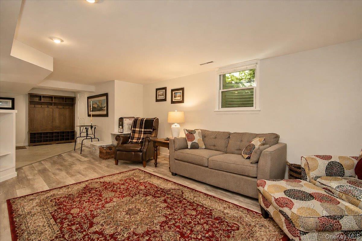 27 Reed Road Property Photo 22
