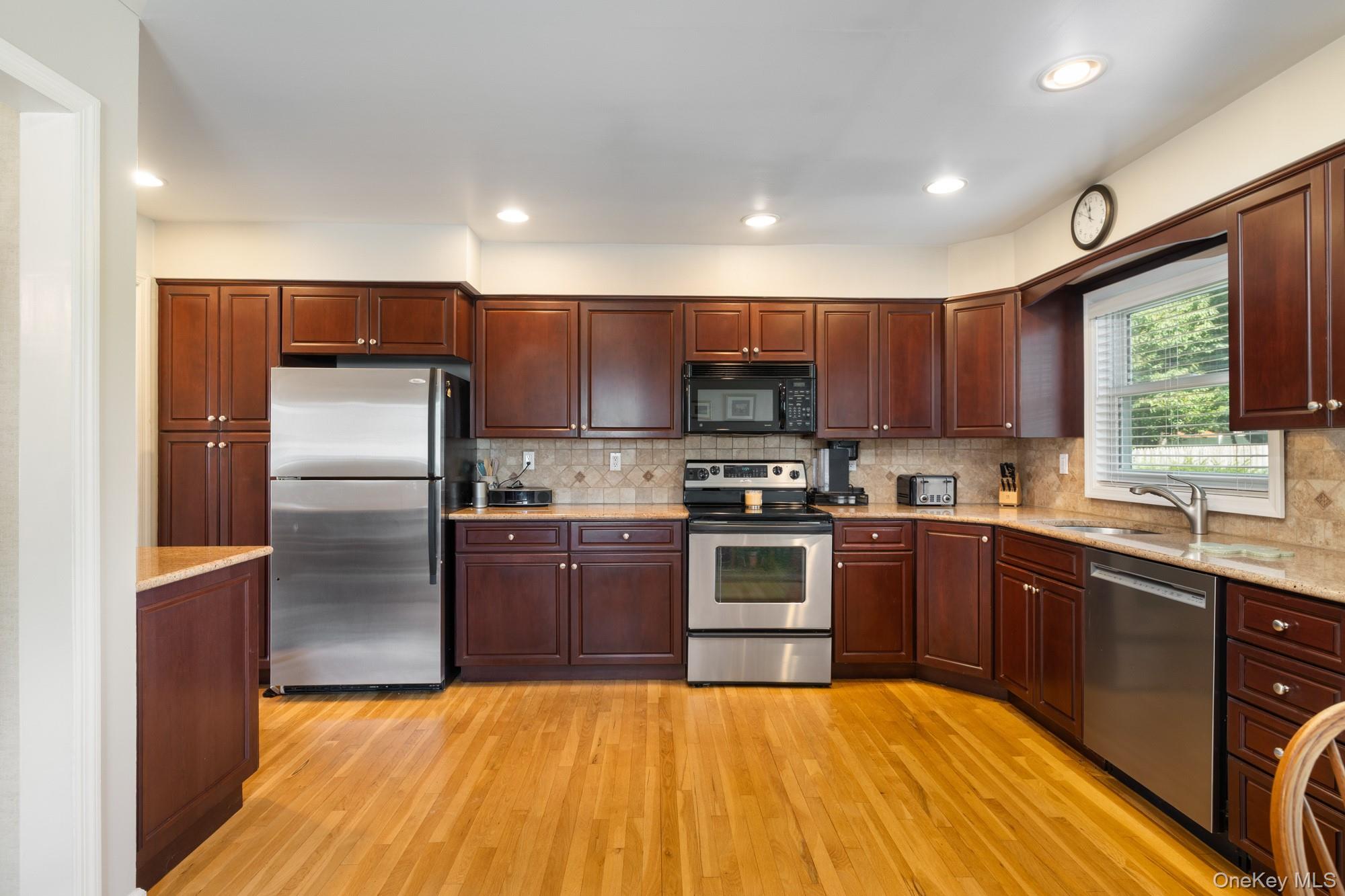 17 Keswick Drive Property Photo 8