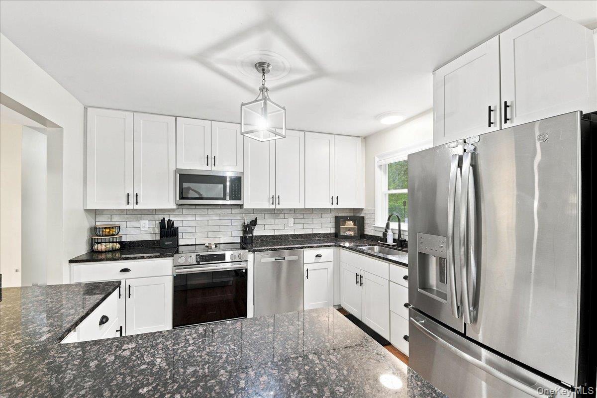 21 Dennis Road Property Photo 10