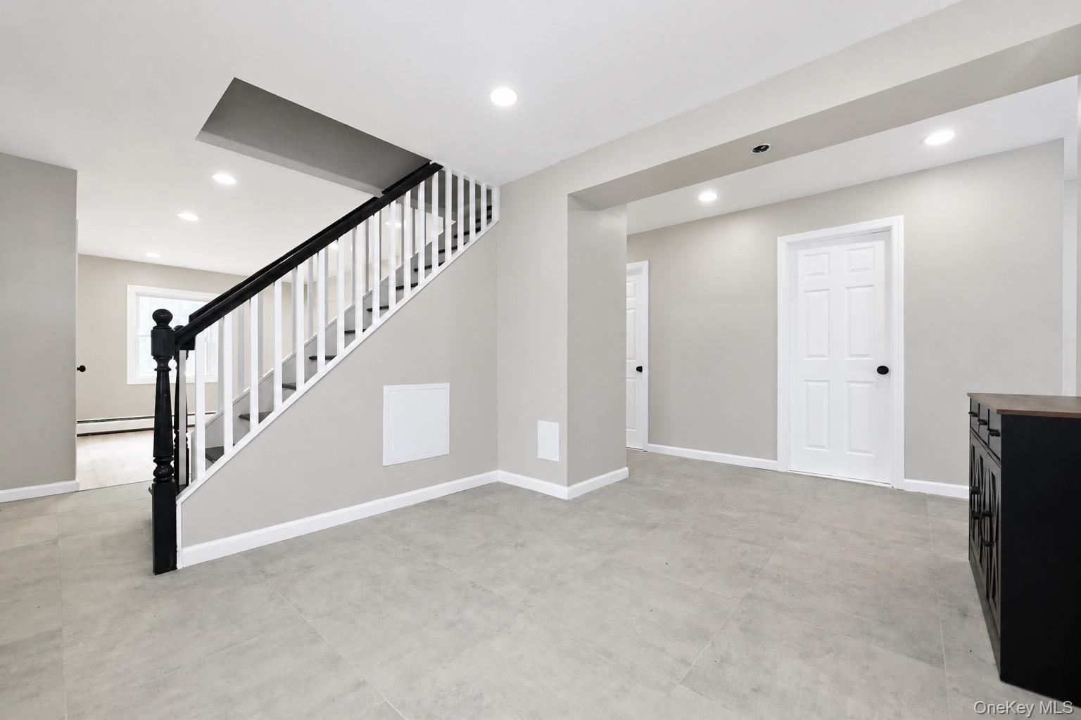 24 Crag Lane Property Photo 8