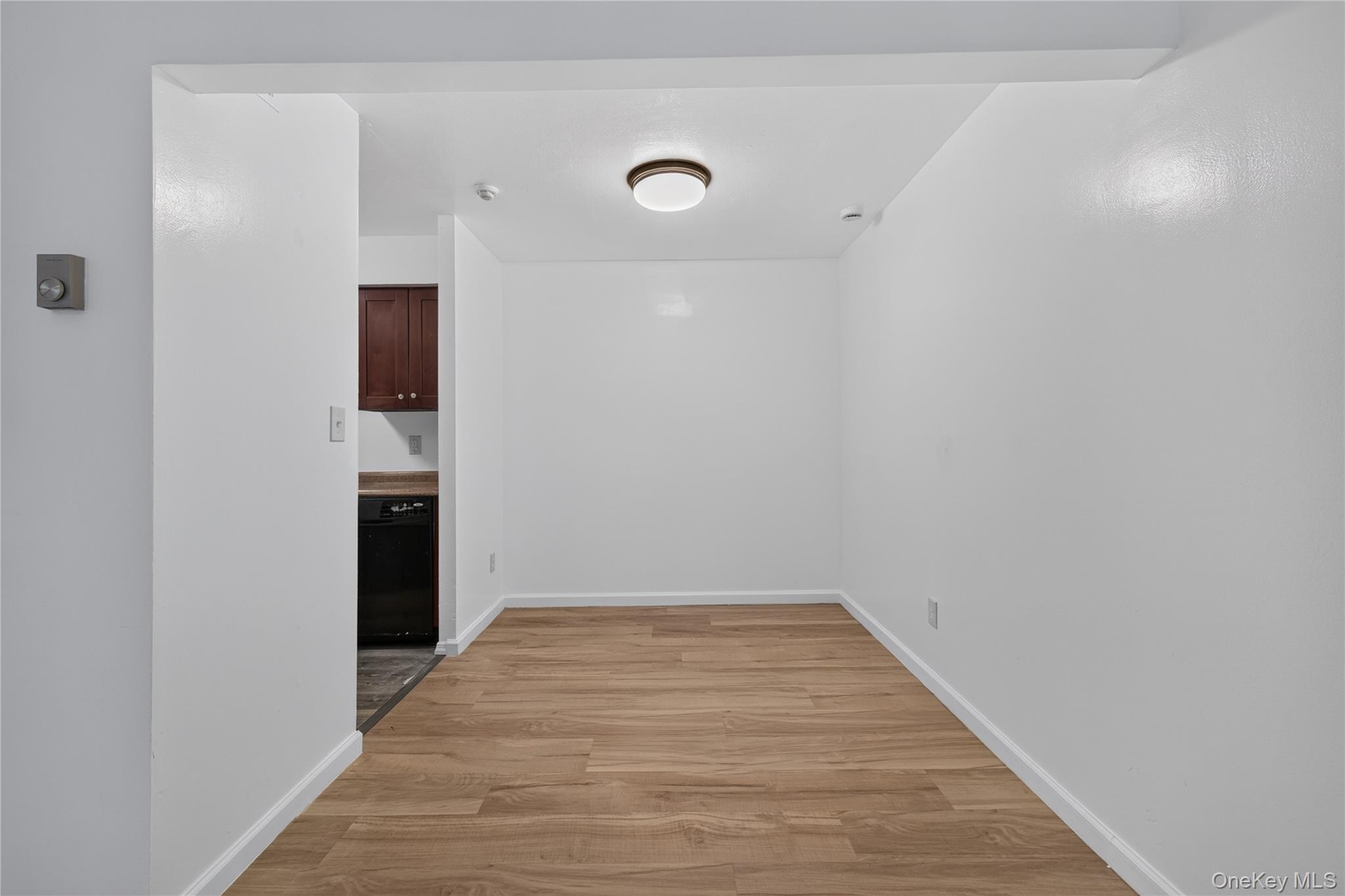 8 Valley Forge Court Property Photo 3