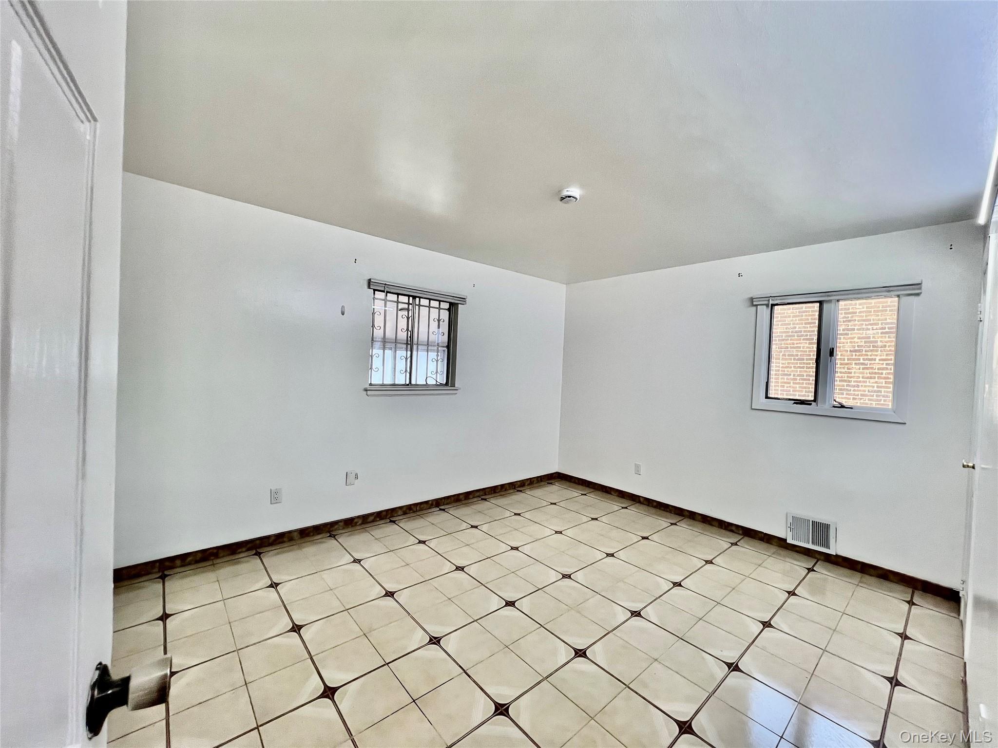 85-11 164th Avenue Property Photo 13