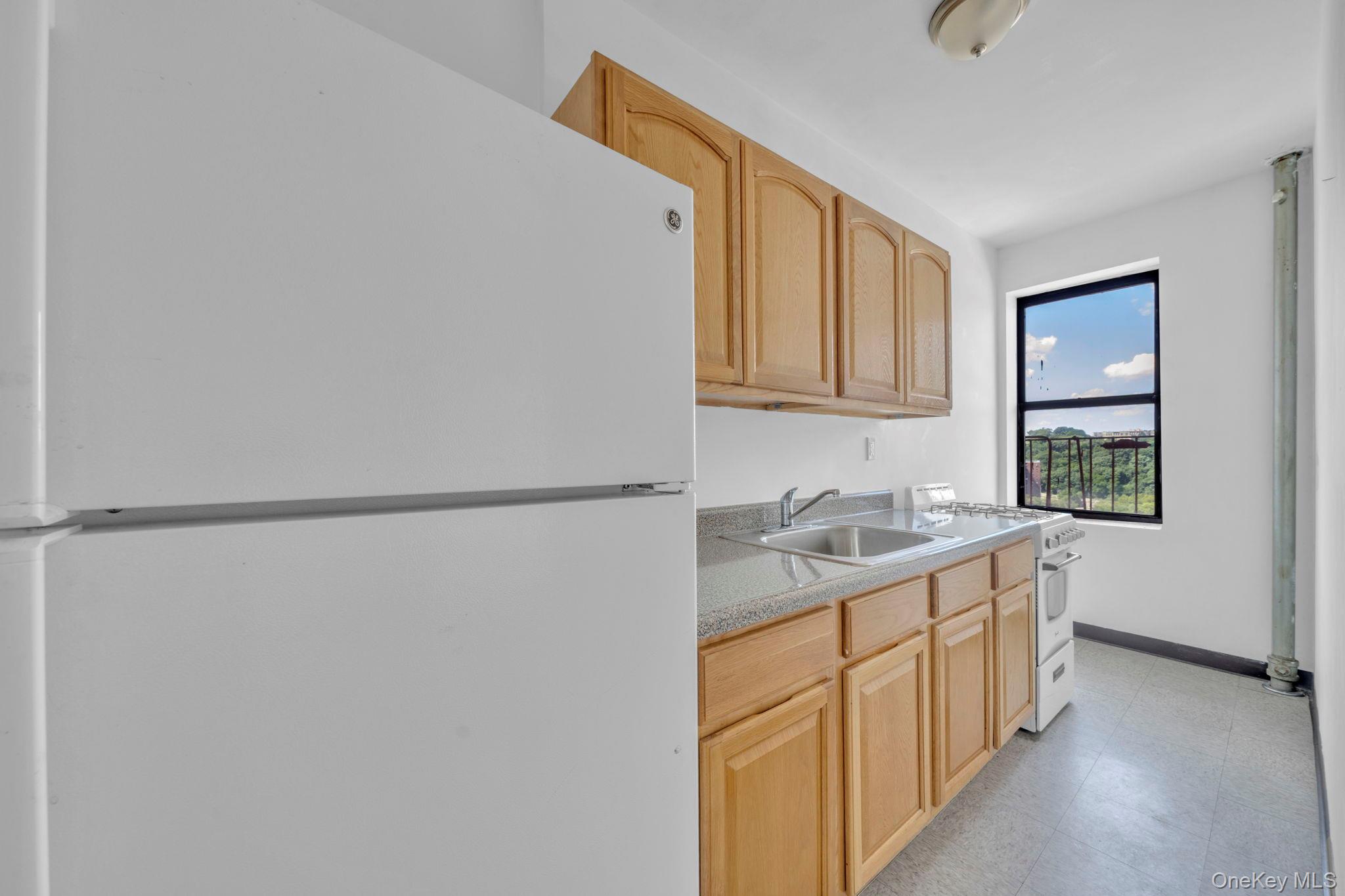 1015 Summit Avenue 2a Property Photo 7