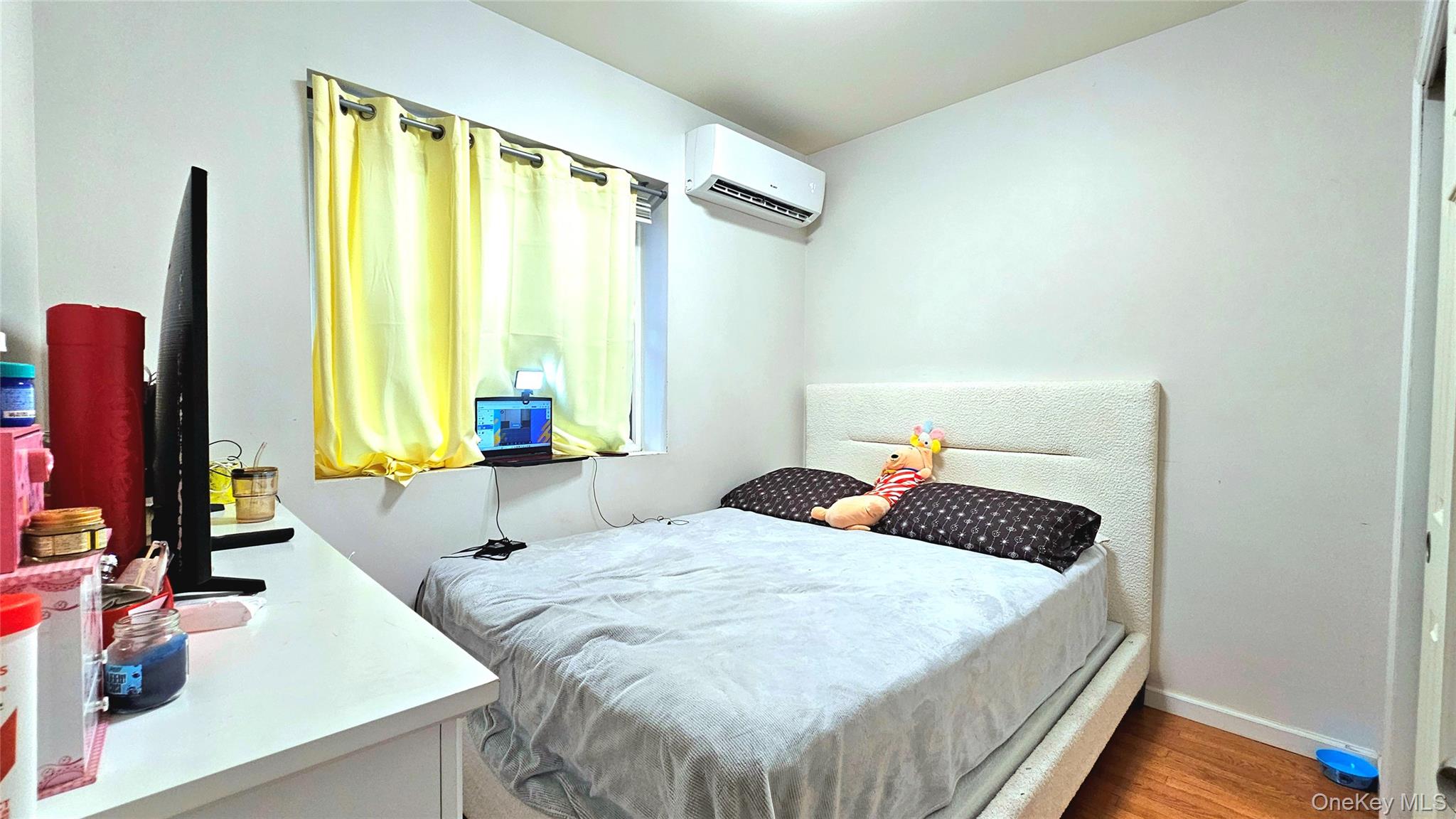 4210 164 Street Property Photo 6