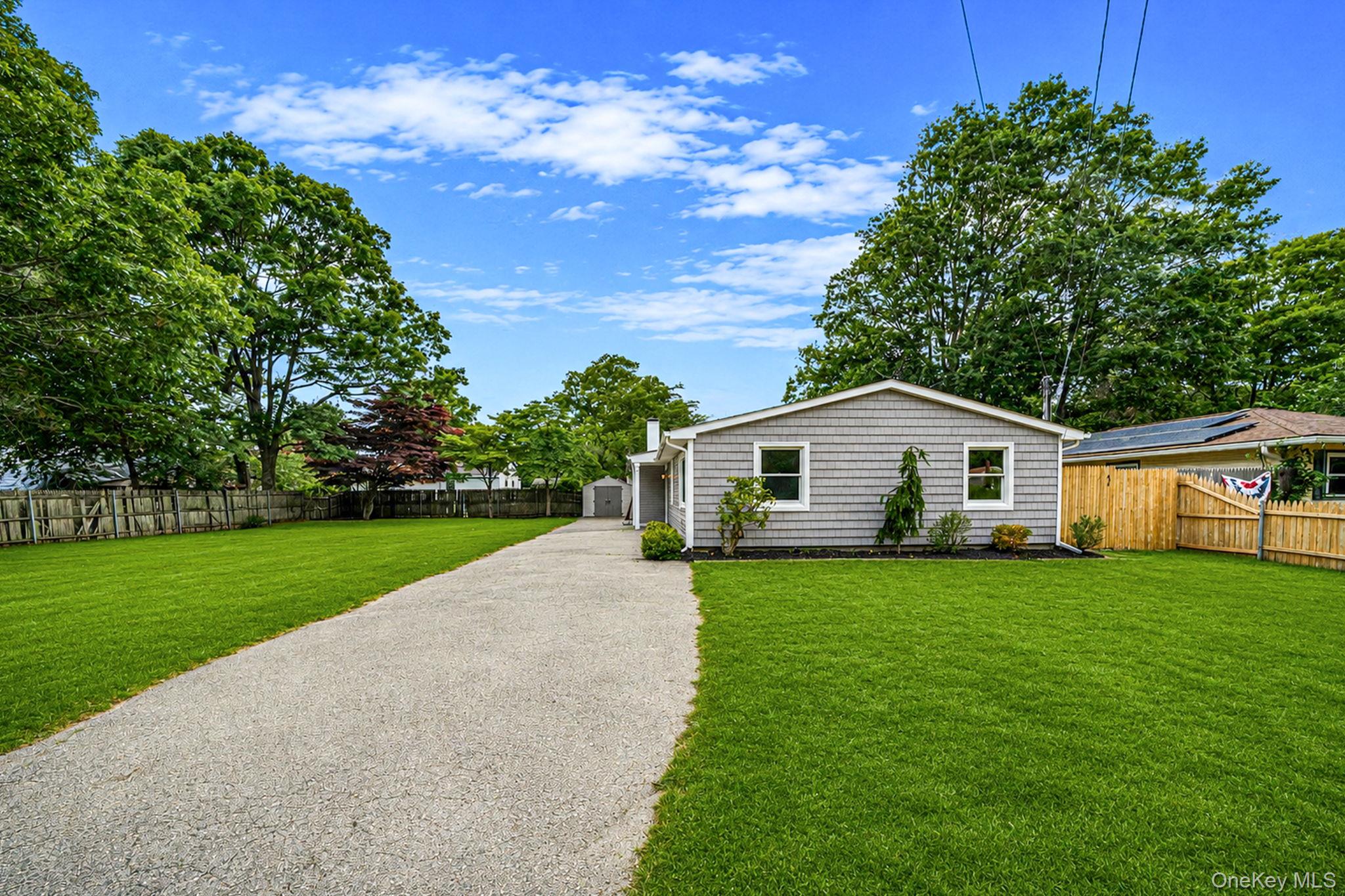 28 Ashwood Drive Property Photo 2