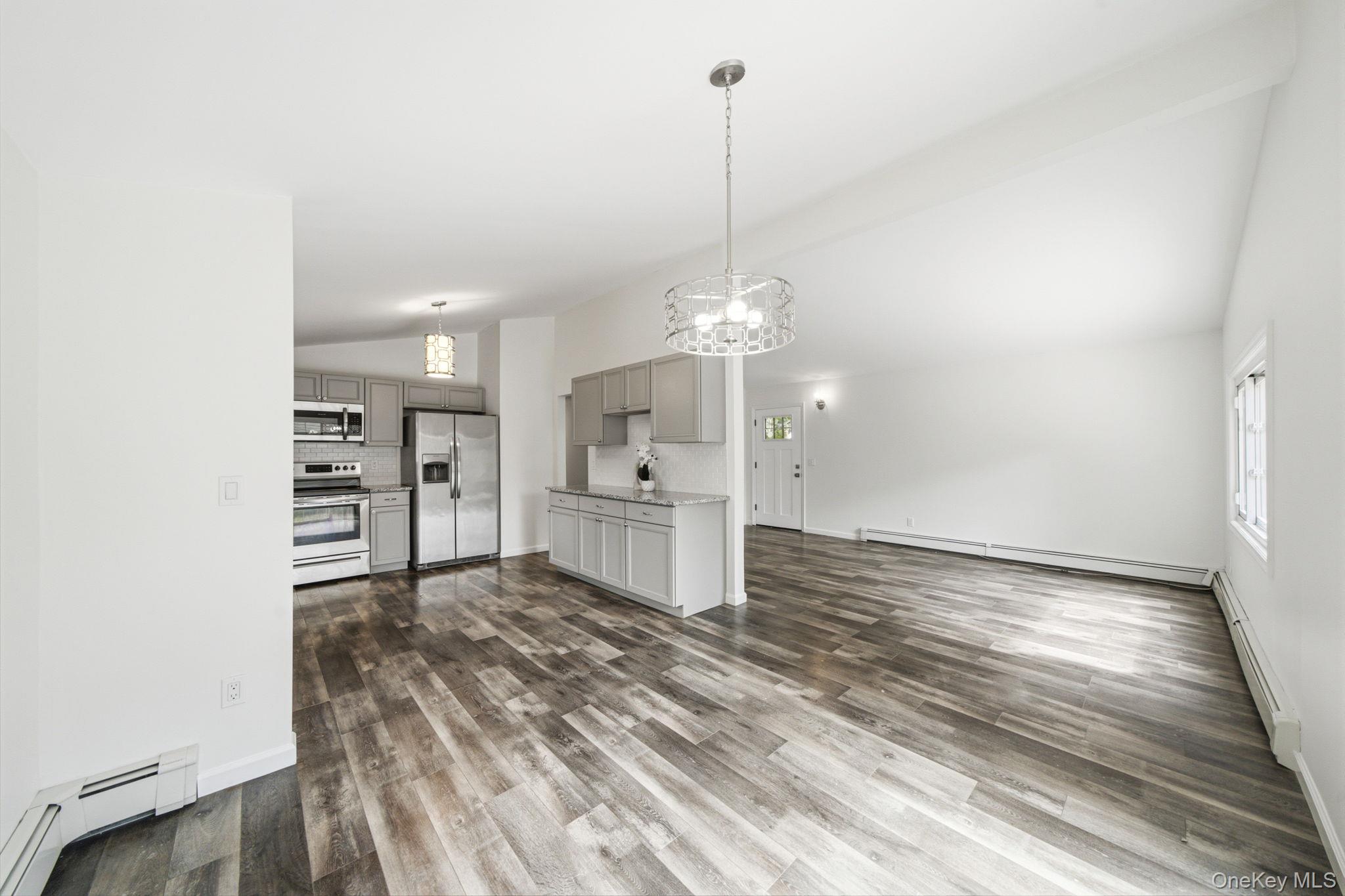 28 Ashwood Drive Property Photo 8