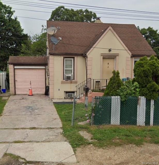 4 Andrews Avenue Property Photo 1