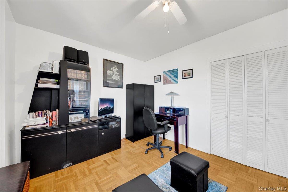 4 Fordham Hill Oval 16c Property Photo 8