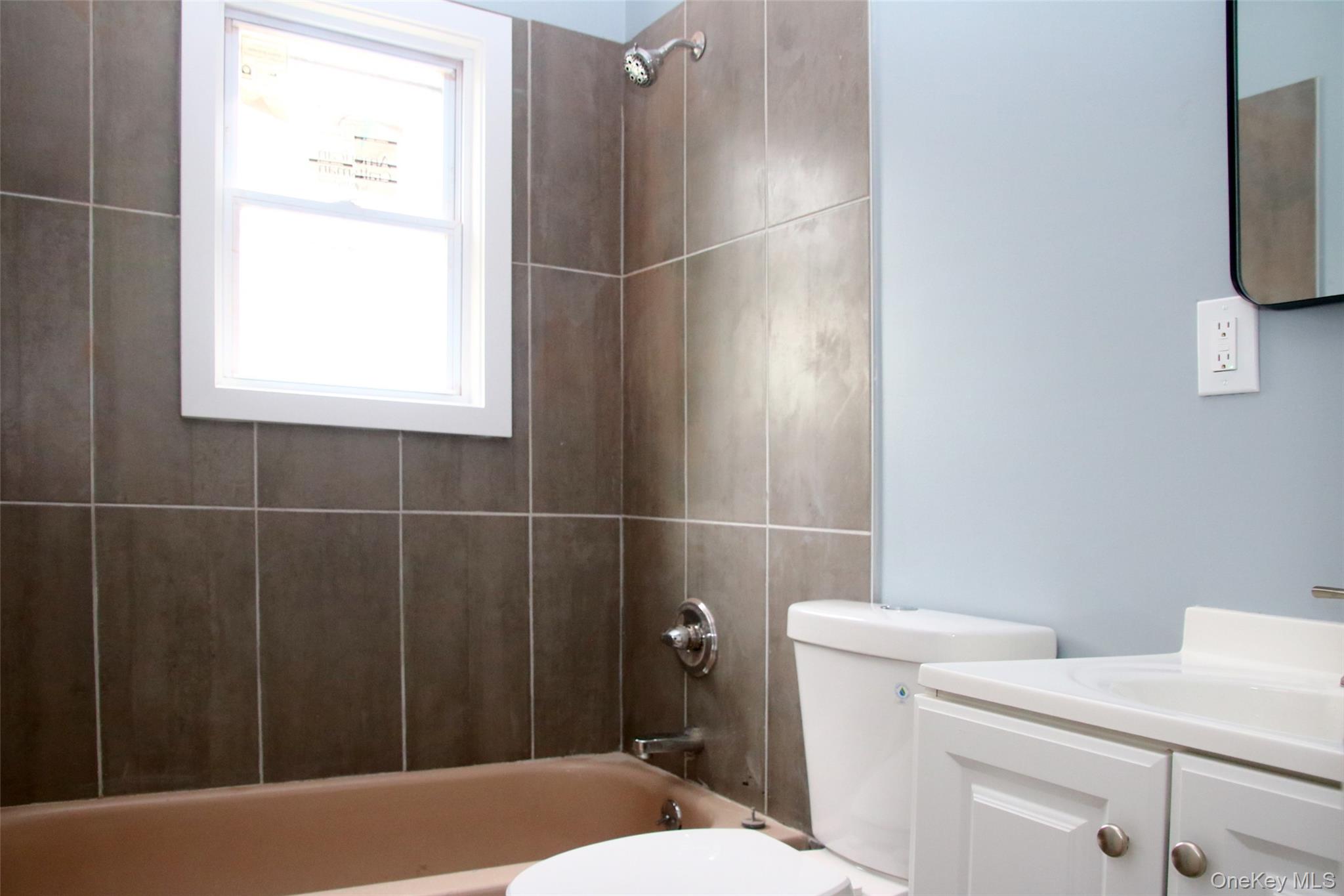 119-38 238th Street Property Photo 5