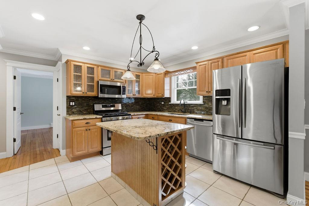 19 Howell Place Property Photo 4