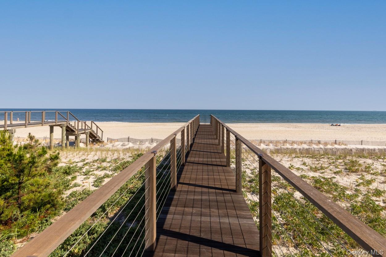 418 Ocean Walk Property Photo 3