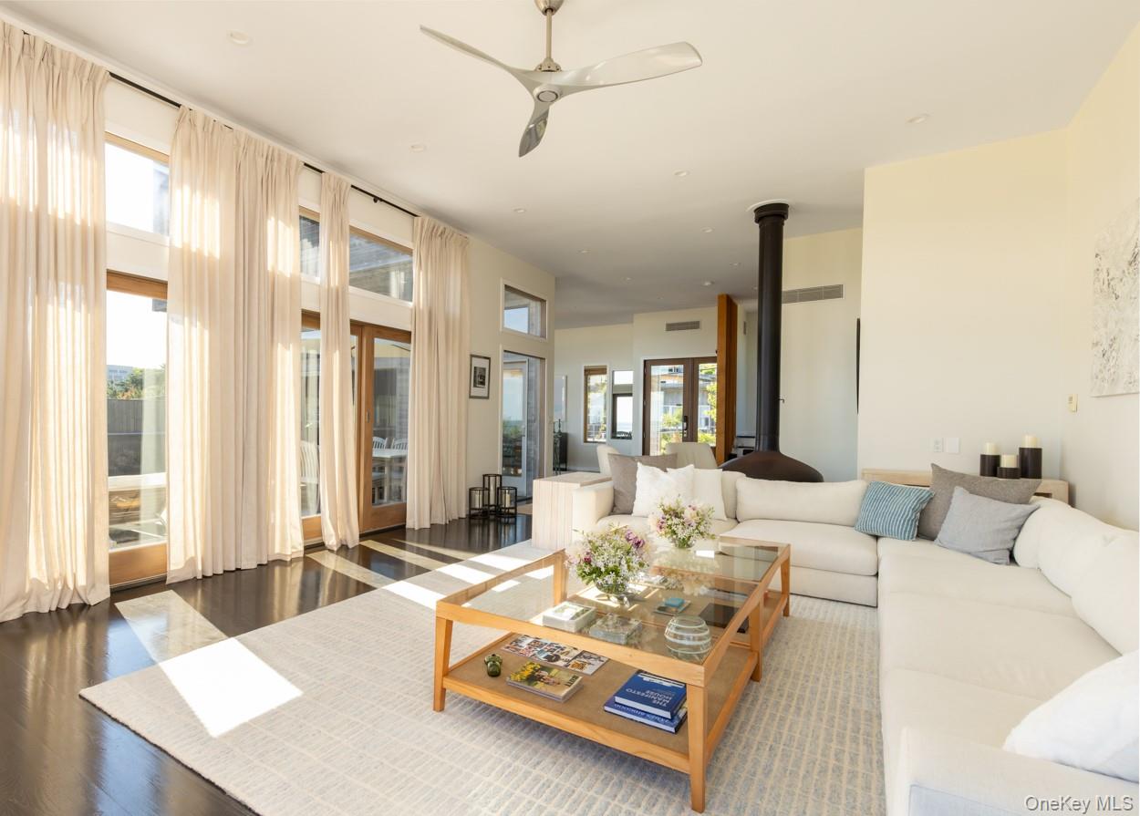 418 Ocean Walk Property Photo 10